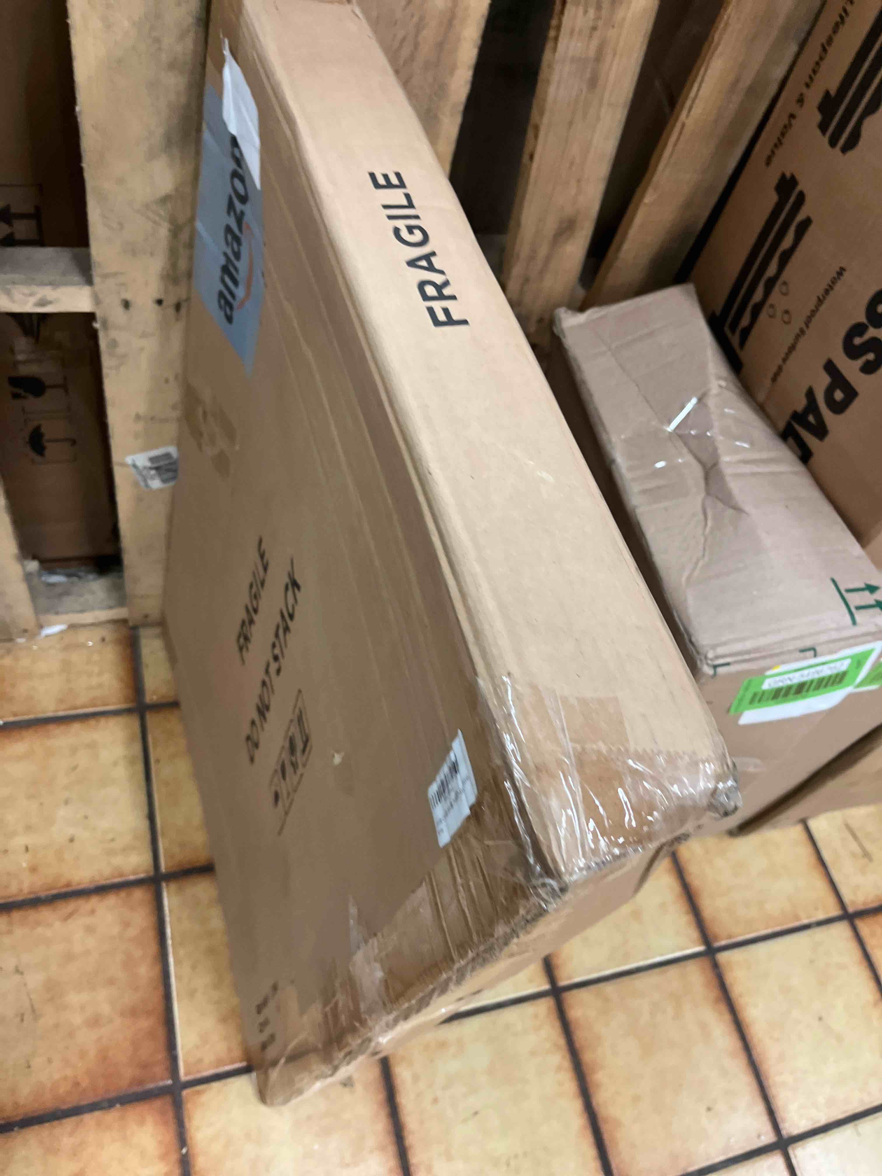 https://s3.amazonaws.com/lotting-images-prod/phillipi/GRN5496759_1745585784176.jpeg
