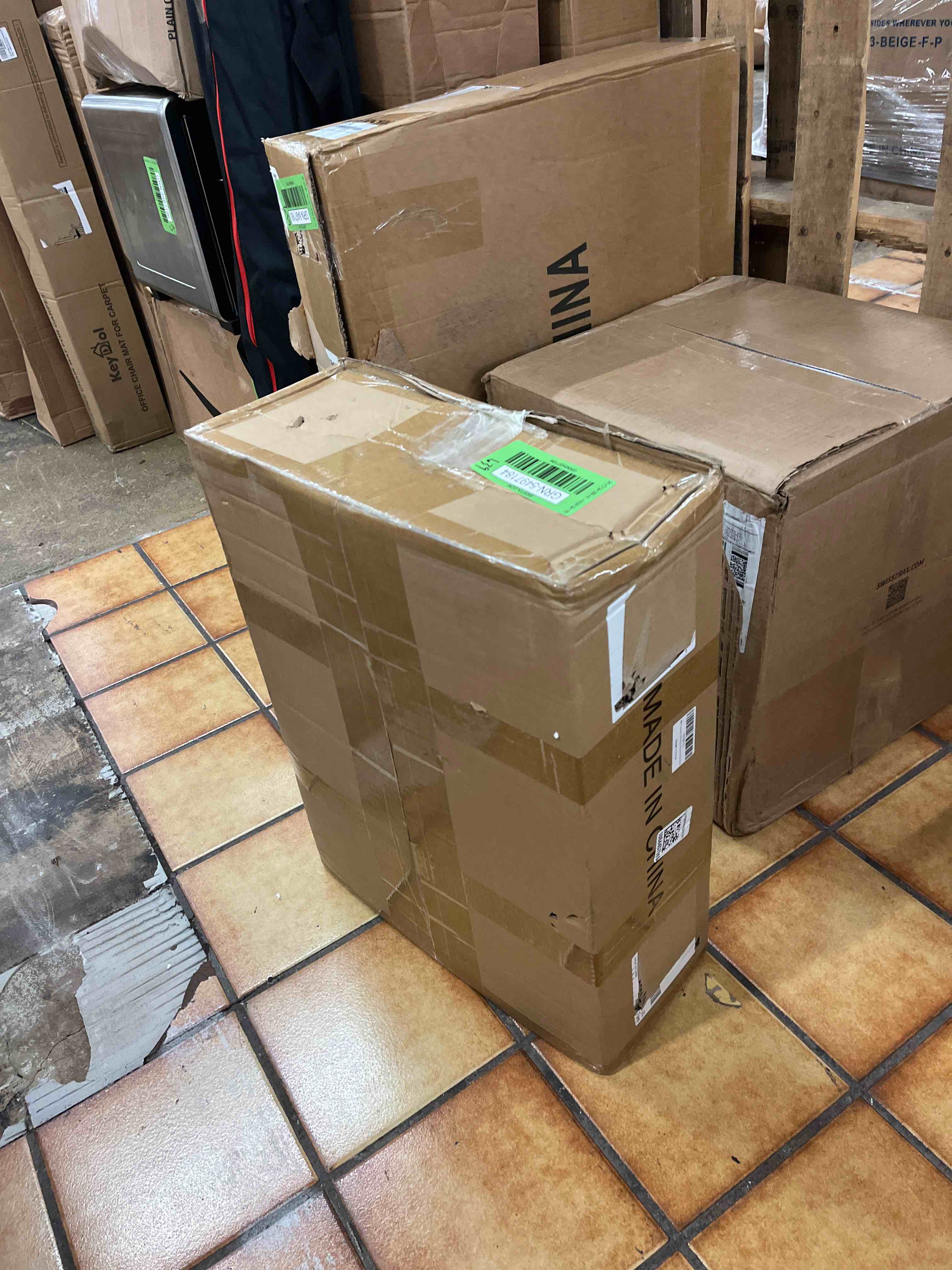 https://s3.amazonaws.com/lotting-images-prod/phillipi/GRN5497184_1746101491802.jpeg