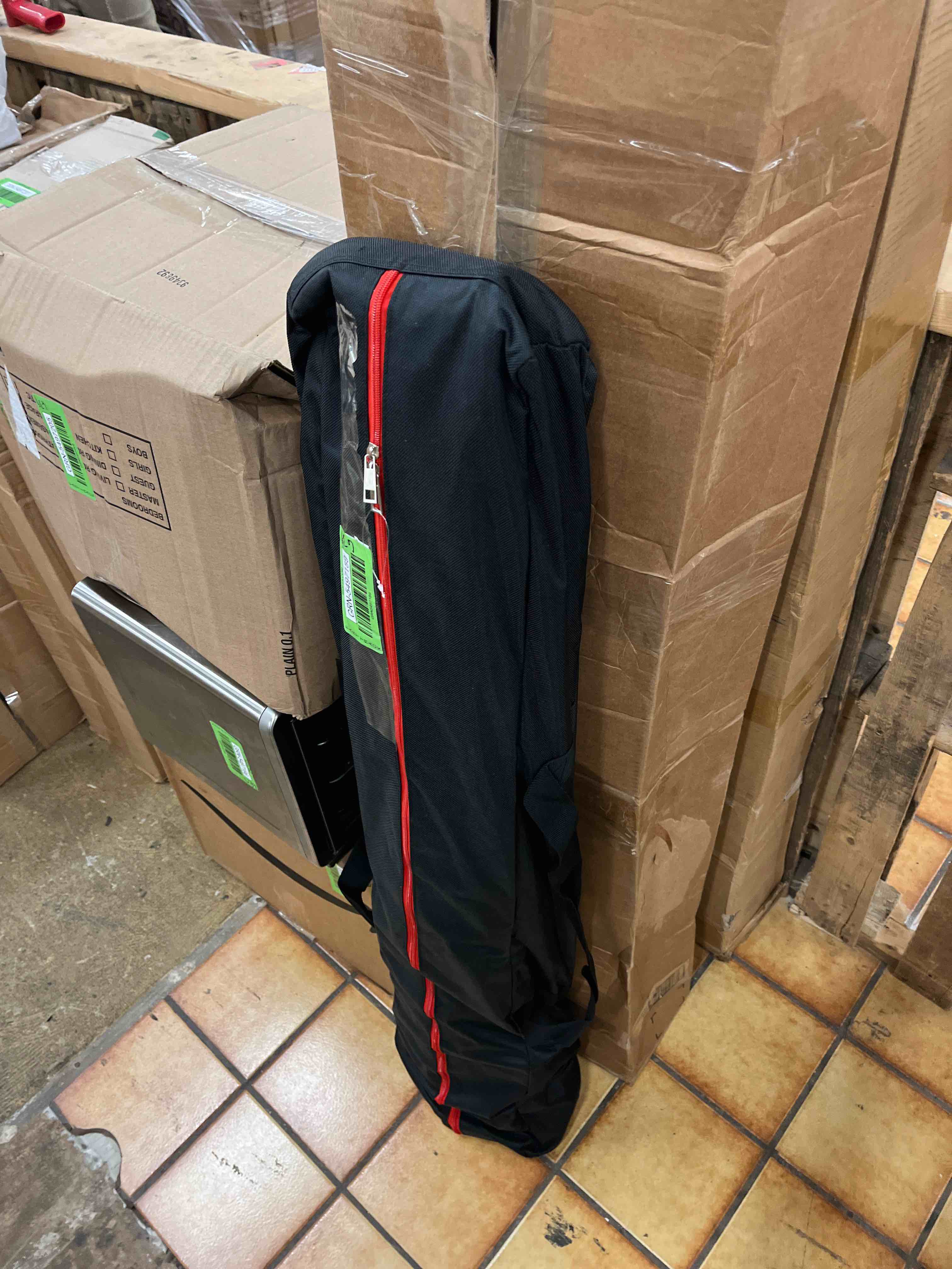 https://s3.amazonaws.com/lotting-images-prod/phillipi/GRN5497189_1746100705271.jpeg