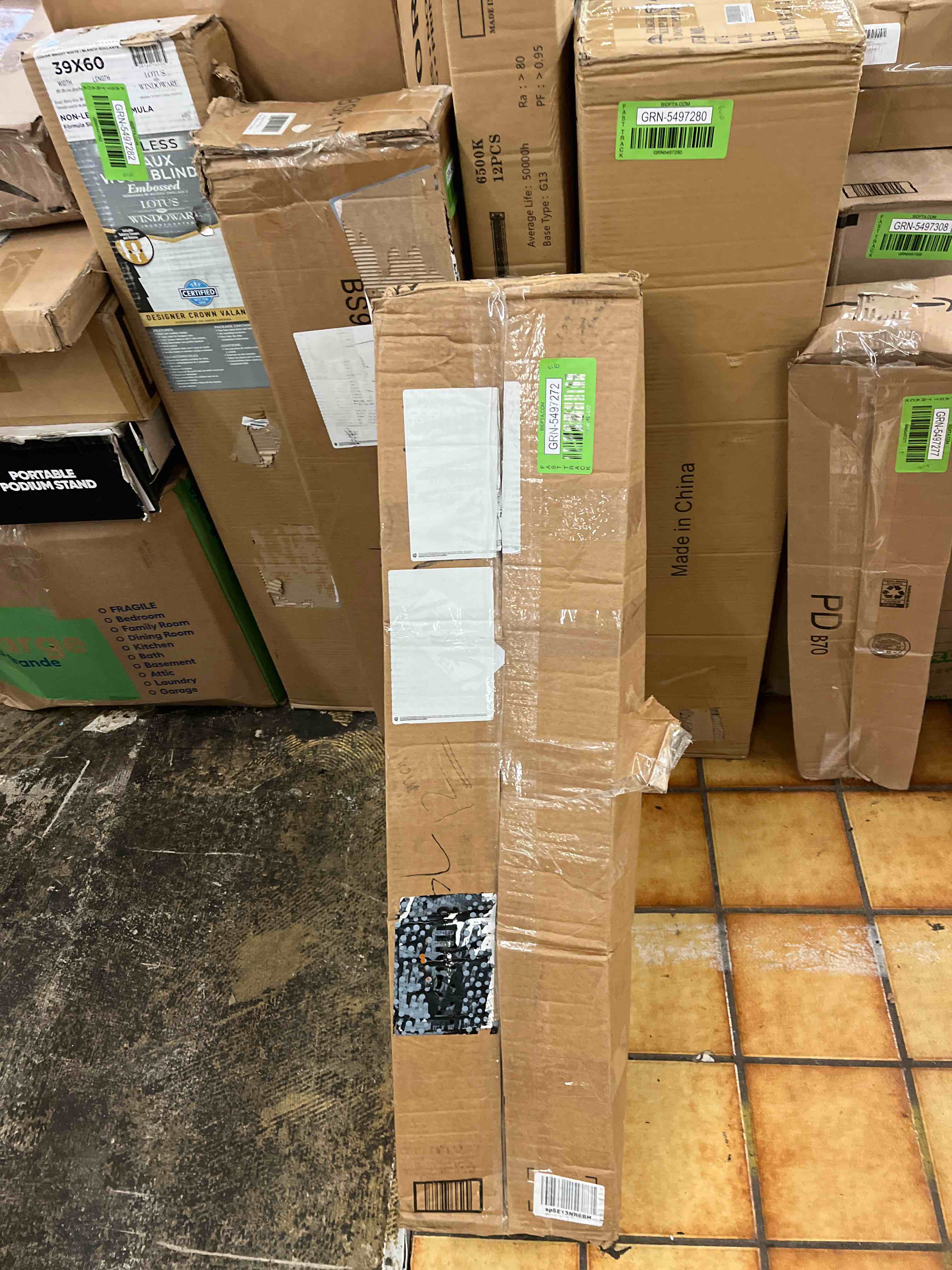 https://s3.amazonaws.com/lotting-images-prod/phillipi/GRN5497272_1746104753111.jpeg