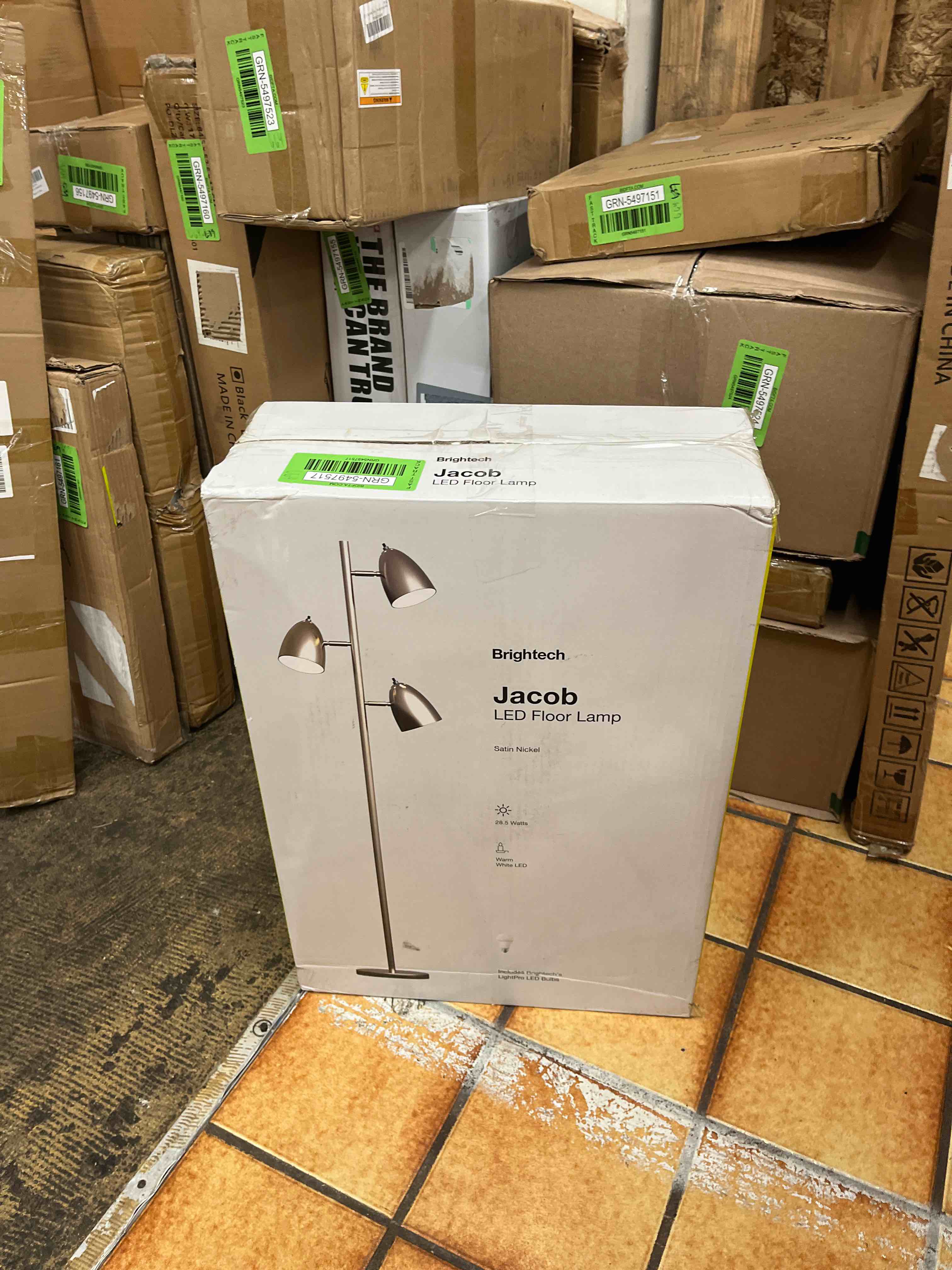 https://s3.amazonaws.com/lotting-images-prod/phillipi/GRN5497517_1746721766014.jpeg