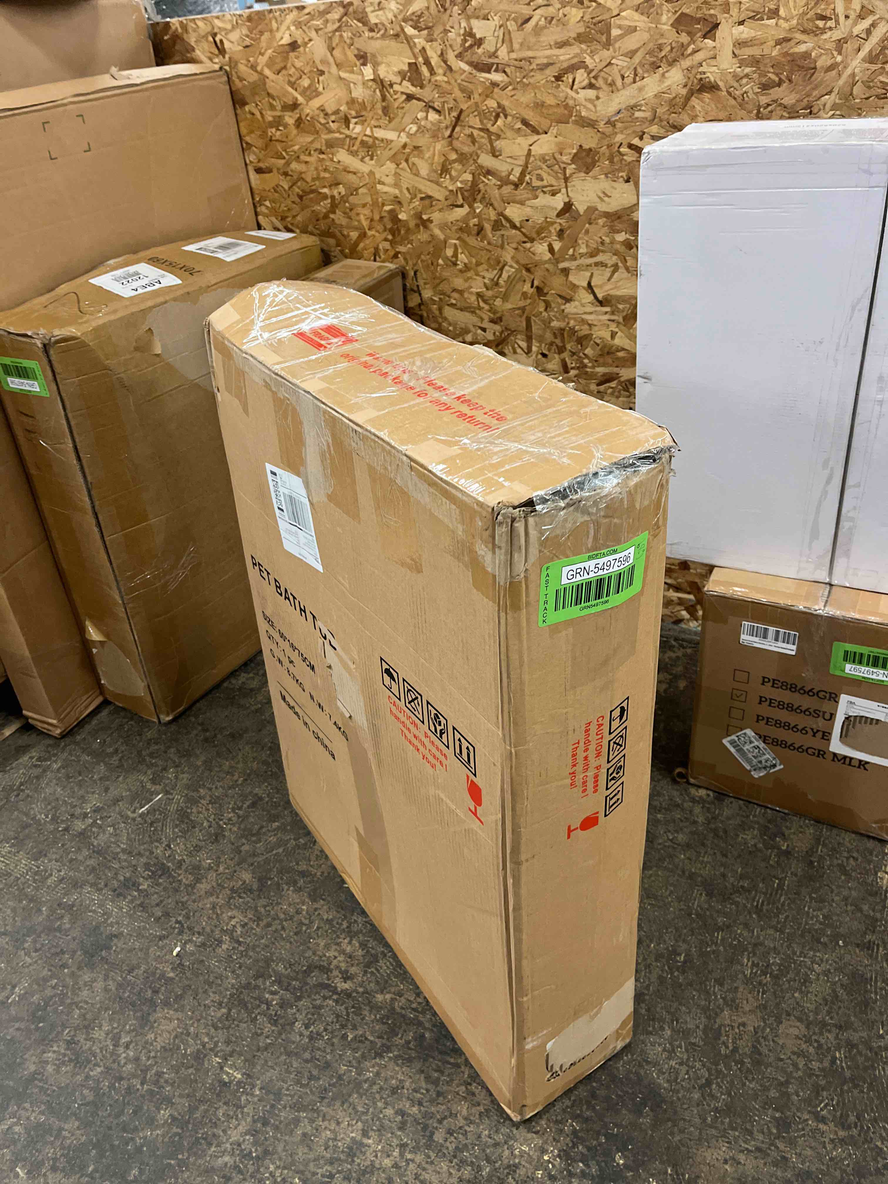 https://s3.amazonaws.com/lotting-images-prod/phillipi/GRN5497596_1746772813520.jpeg