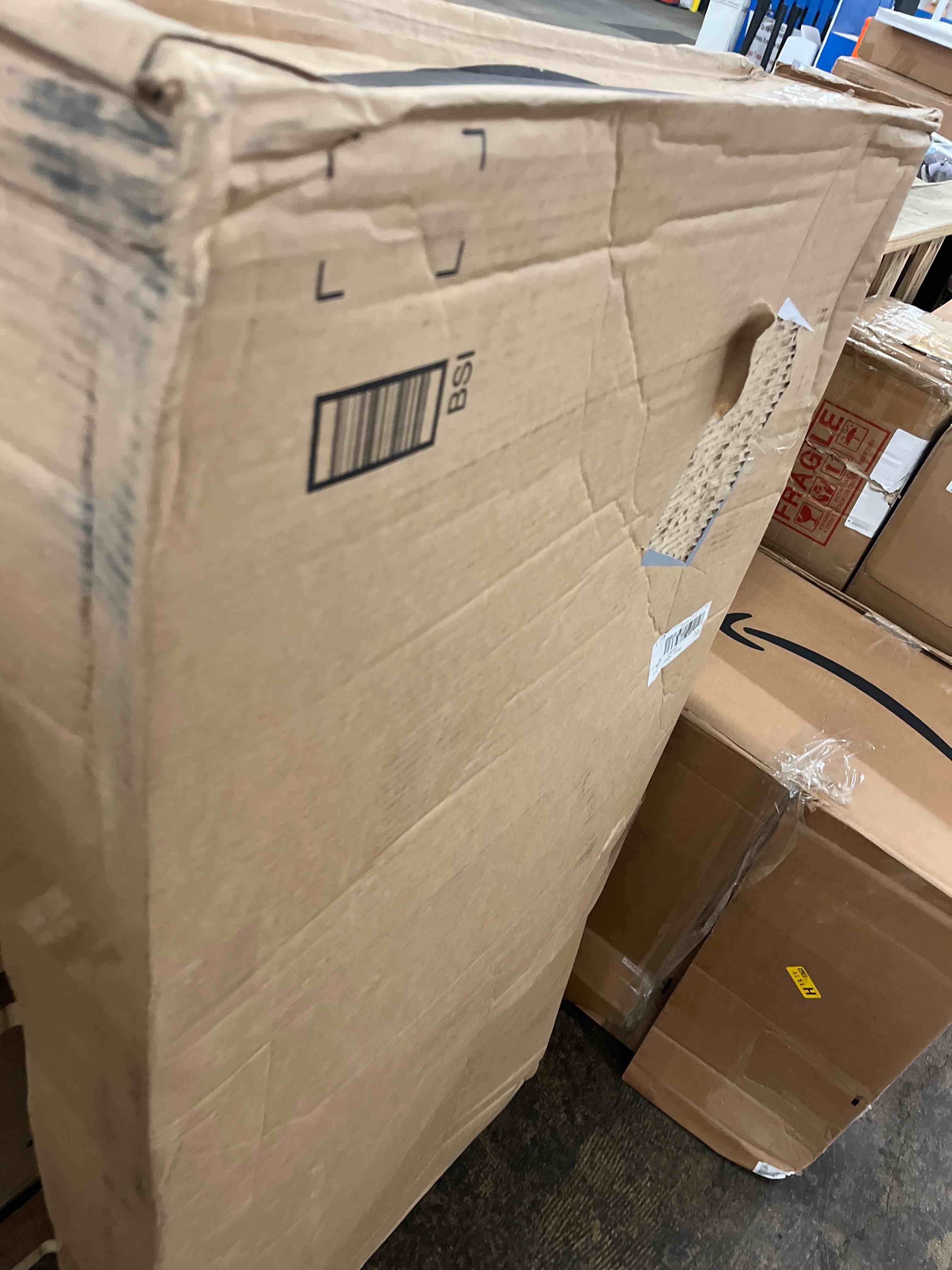 https://s3.amazonaws.com/lotting-images-prod/phillipi/GRN5497787_1746775076276.jpeg