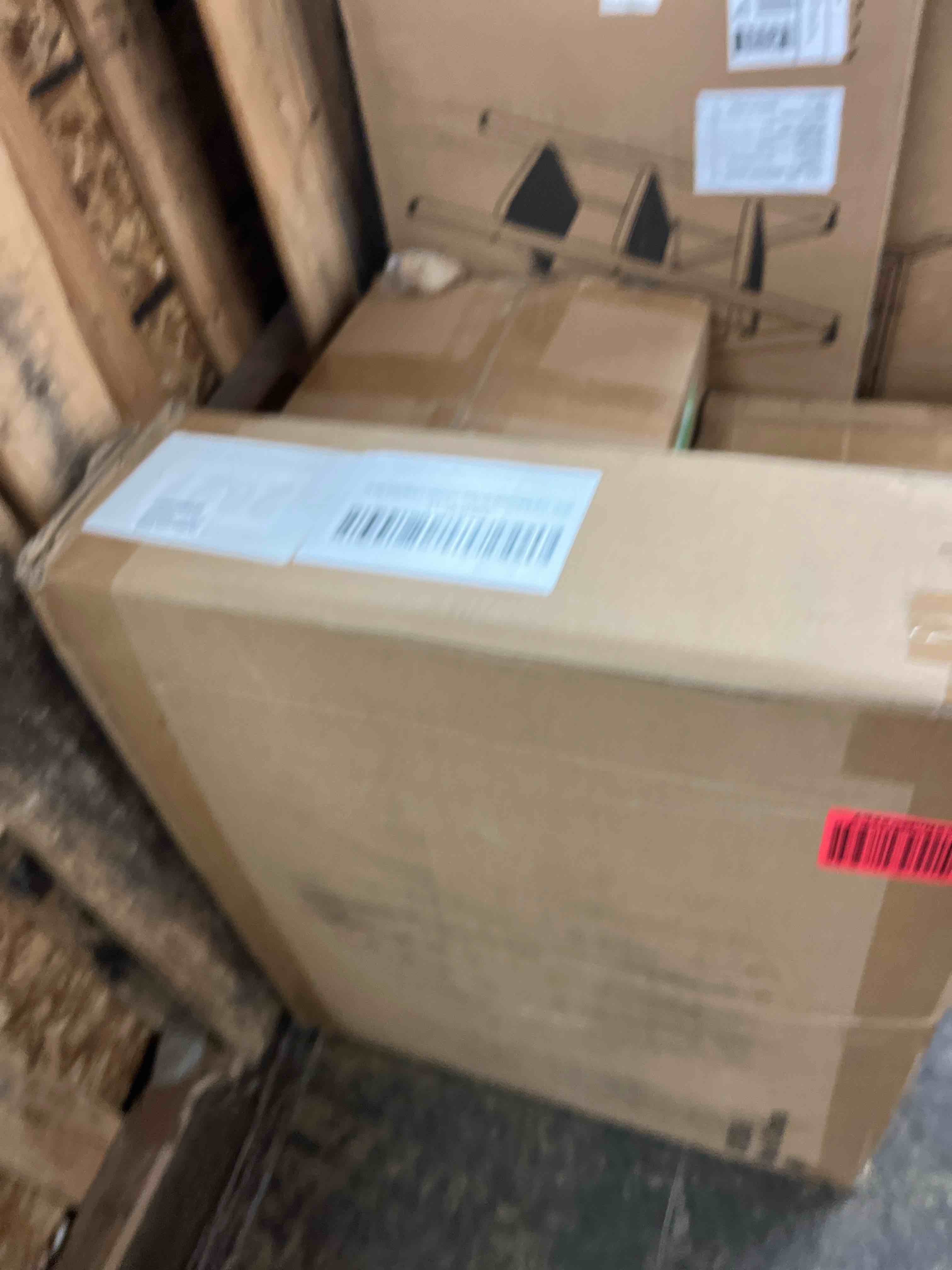 https://s3.amazonaws.com/lotting-images-prod/phillipi/GRN5497802_1746772434213.jpeg