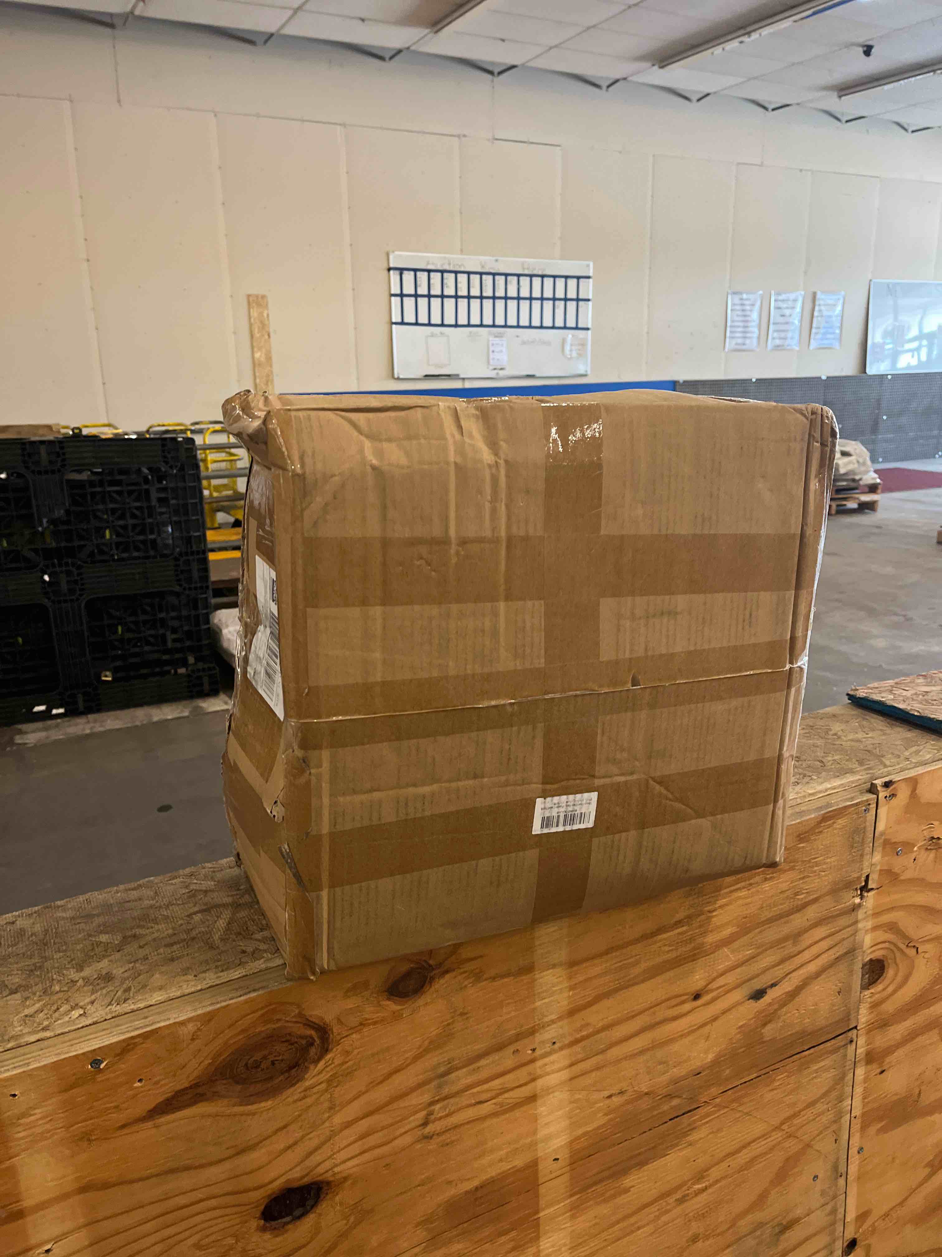 https://s3.amazonaws.com/lotting-images-prod/phillipi/GRN5497915_1746805281194.jpeg