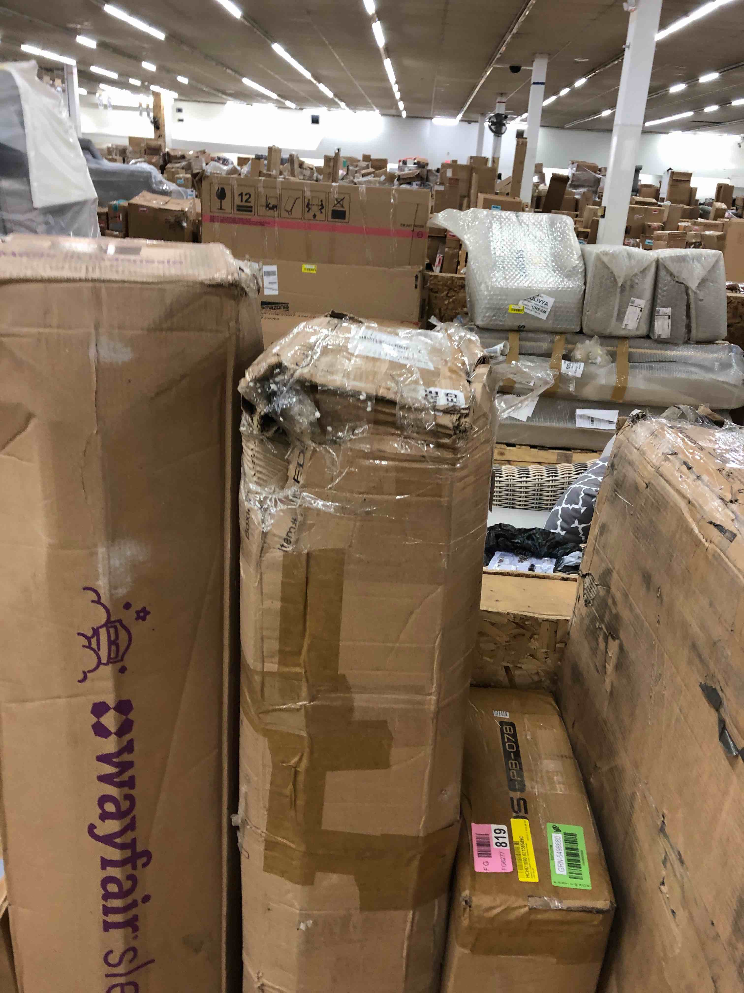 https://s3.amazonaws.com/lotting-images-prod/phillipi/GRN5498681_1745596928319.jpeg
