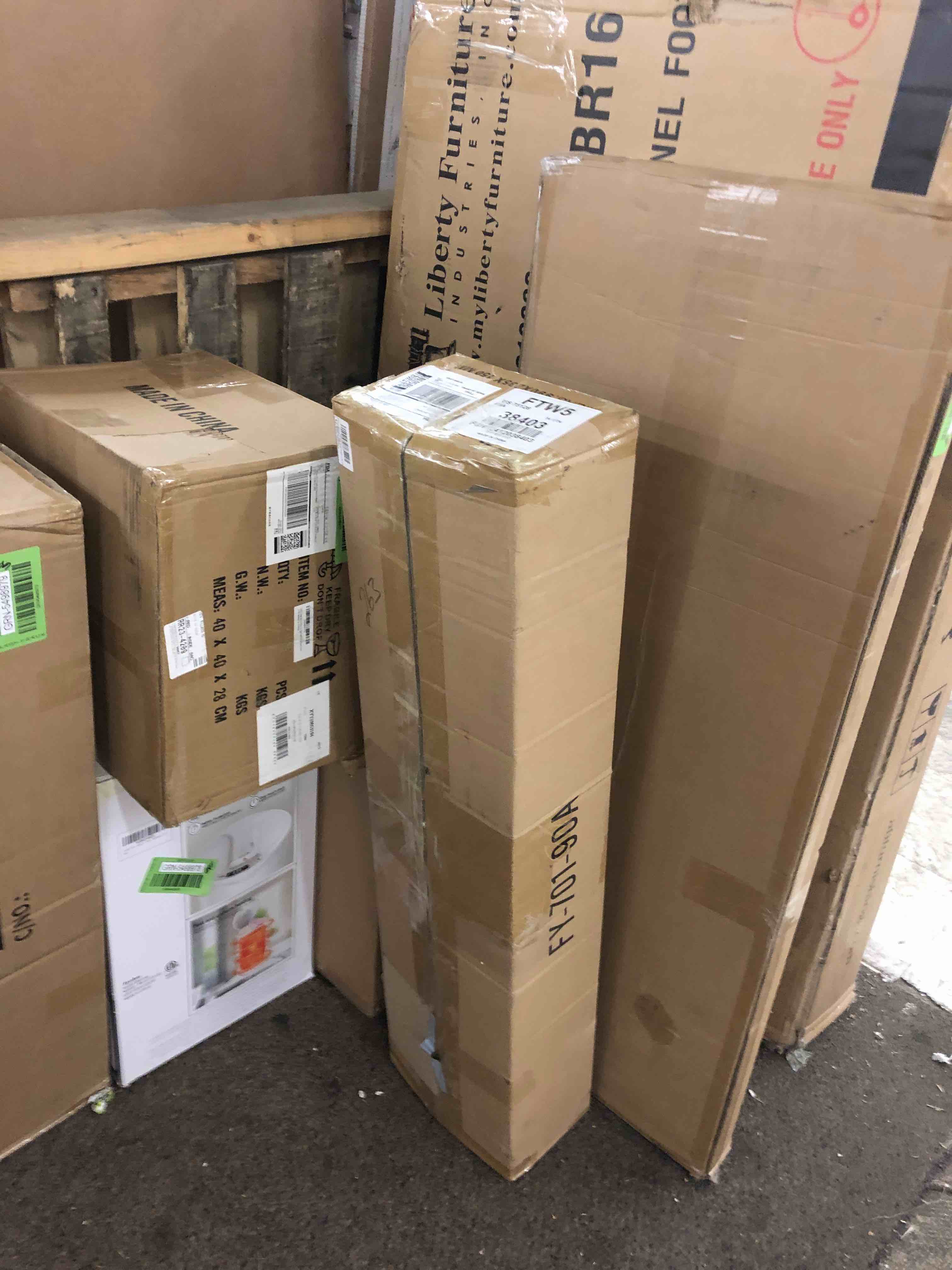 https://s3.amazonaws.com/lotting-images-prod/phillipi/GRN5498980_1746109525024.jpeg