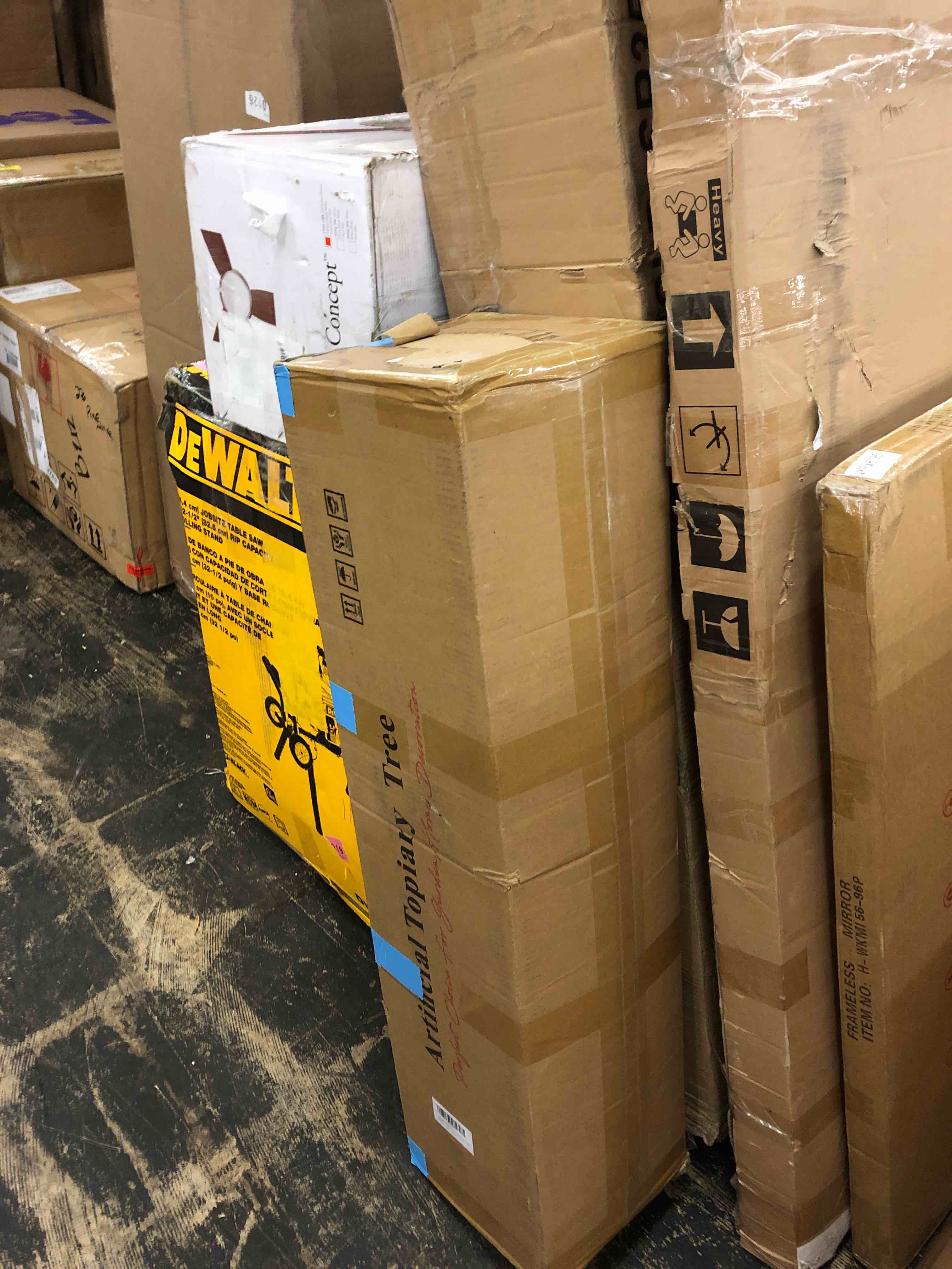 https://s3.amazonaws.com/lotting-images-prod/phillipi/GRN5499046_1746202864416.jpeg