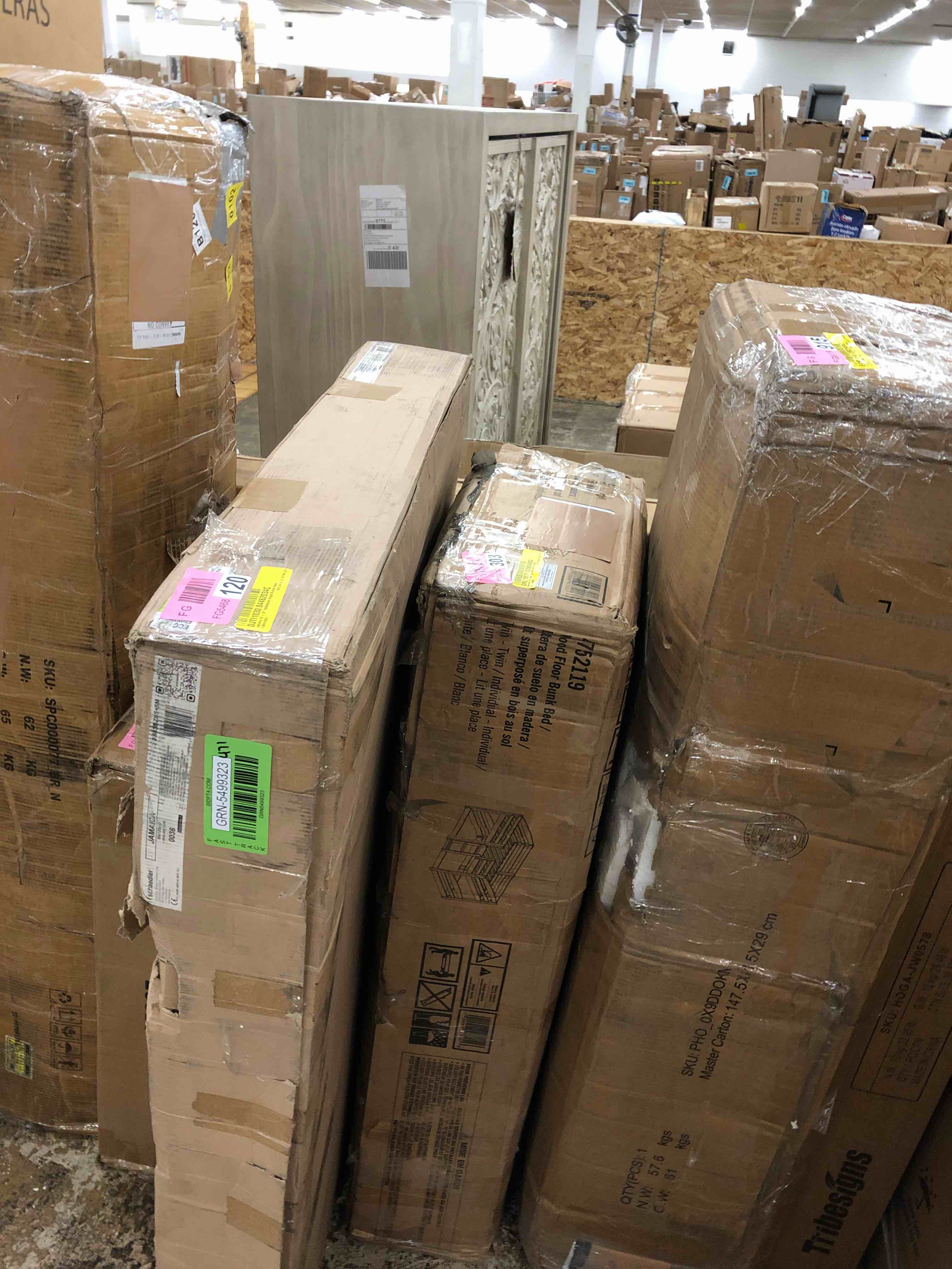 https://s3.amazonaws.com/lotting-images-prod/phillipi/GRN5499324_1746814047992.jpeg