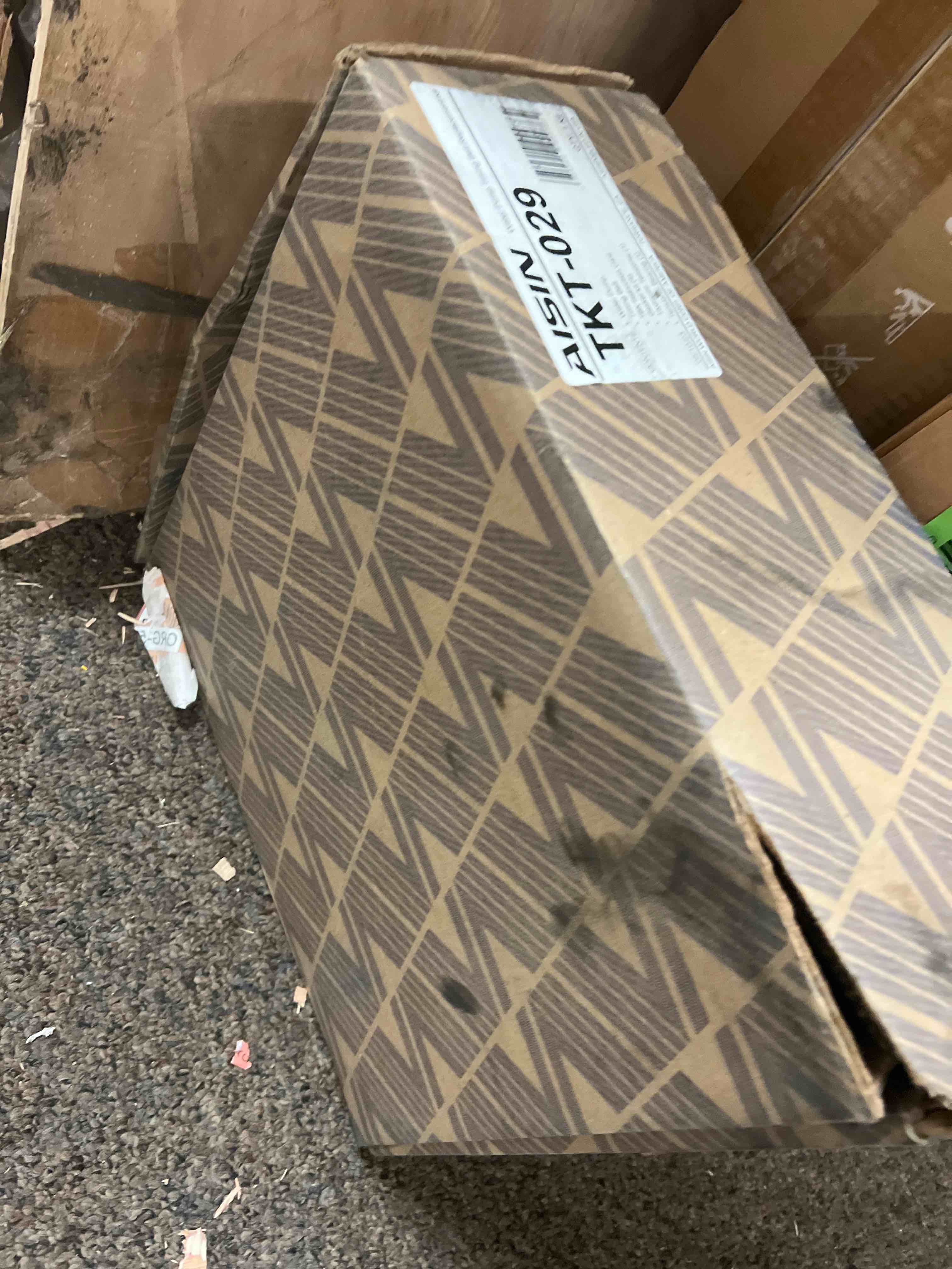 https://s3.amazonaws.com/lotting-images-prod/phillipi/GRN5499645_1704333895242.jpeg