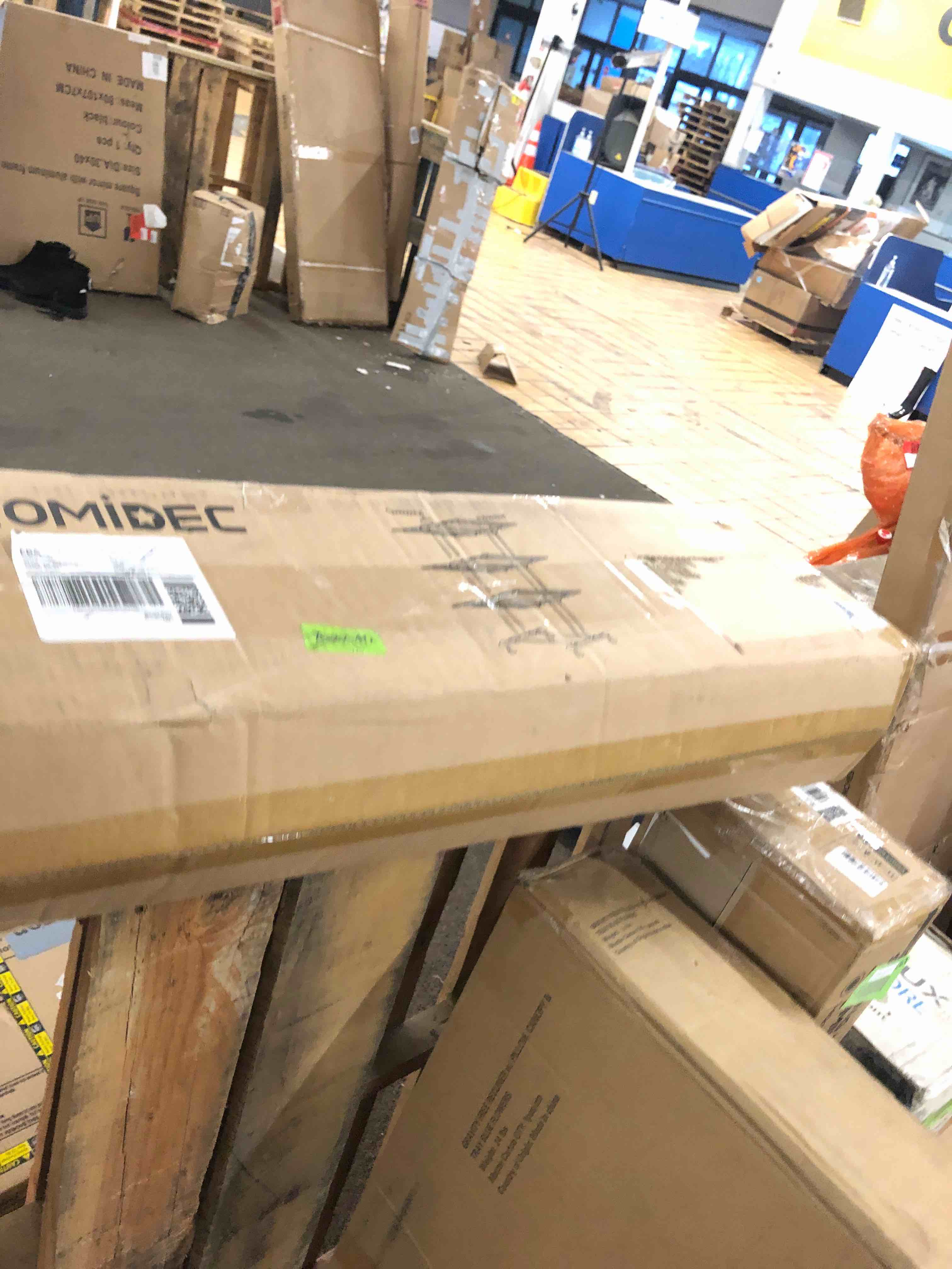 https://s3.amazonaws.com/lotting-images-prod/phillipi/GRN5501519_1702298992618.jpeg
