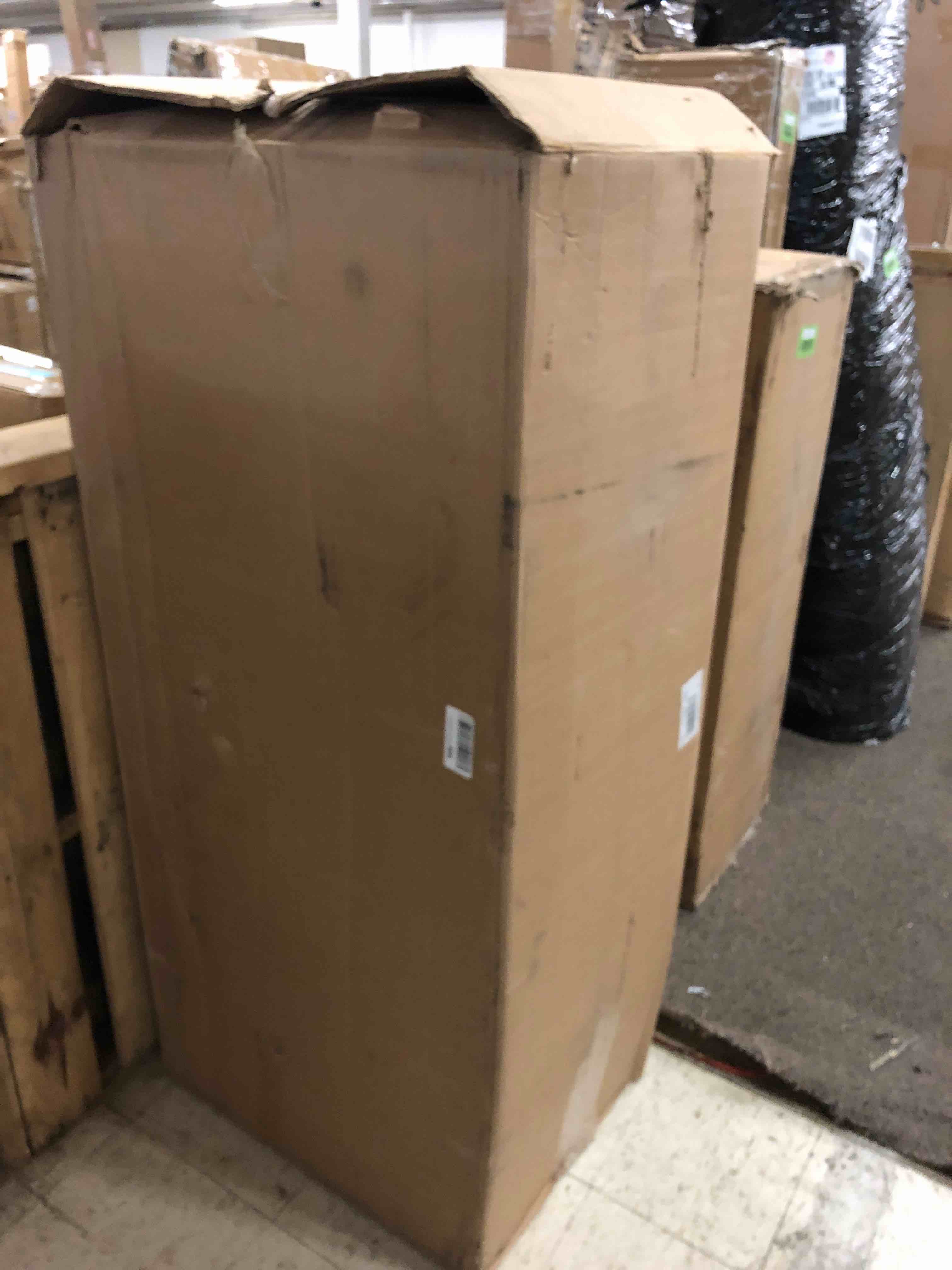 https://s3.amazonaws.com/lotting-images-prod/phillipi/GRN5503482_1708708323960.jpeg