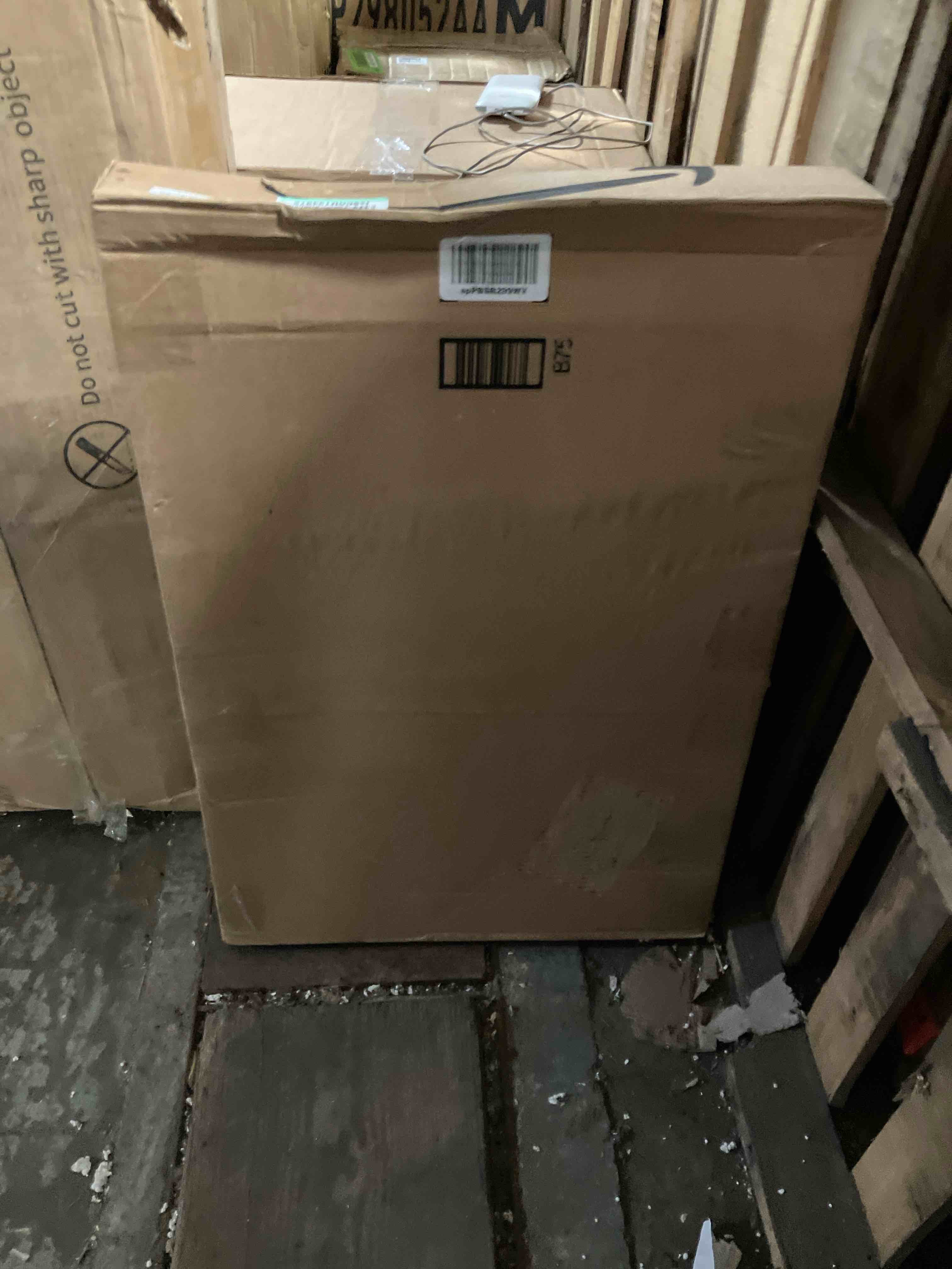https://s3.amazonaws.com/lotting-images-prod/phillipi/GRN5516331_1712935965056.jpeg