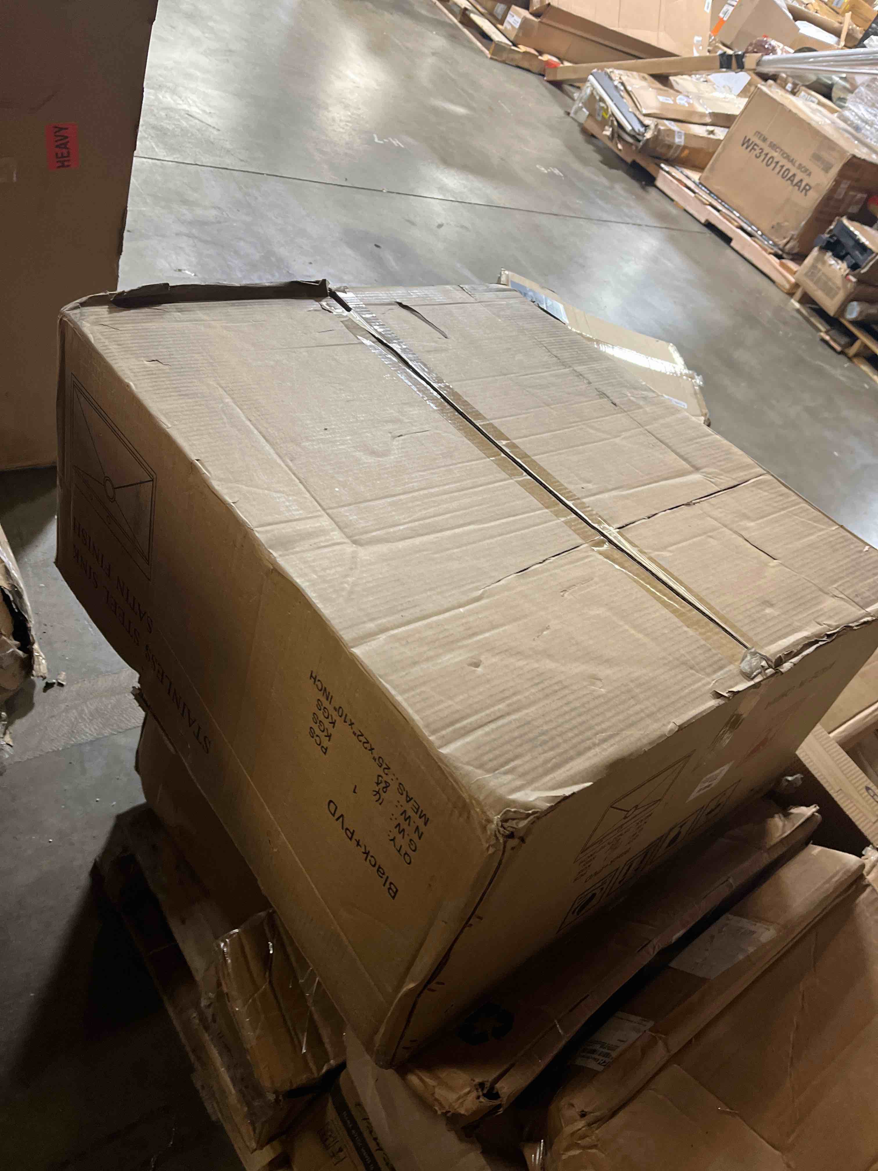 https://s3.amazonaws.com/lotting-images-prod/phillipi/GRN5517502_1709315373795.jpeg