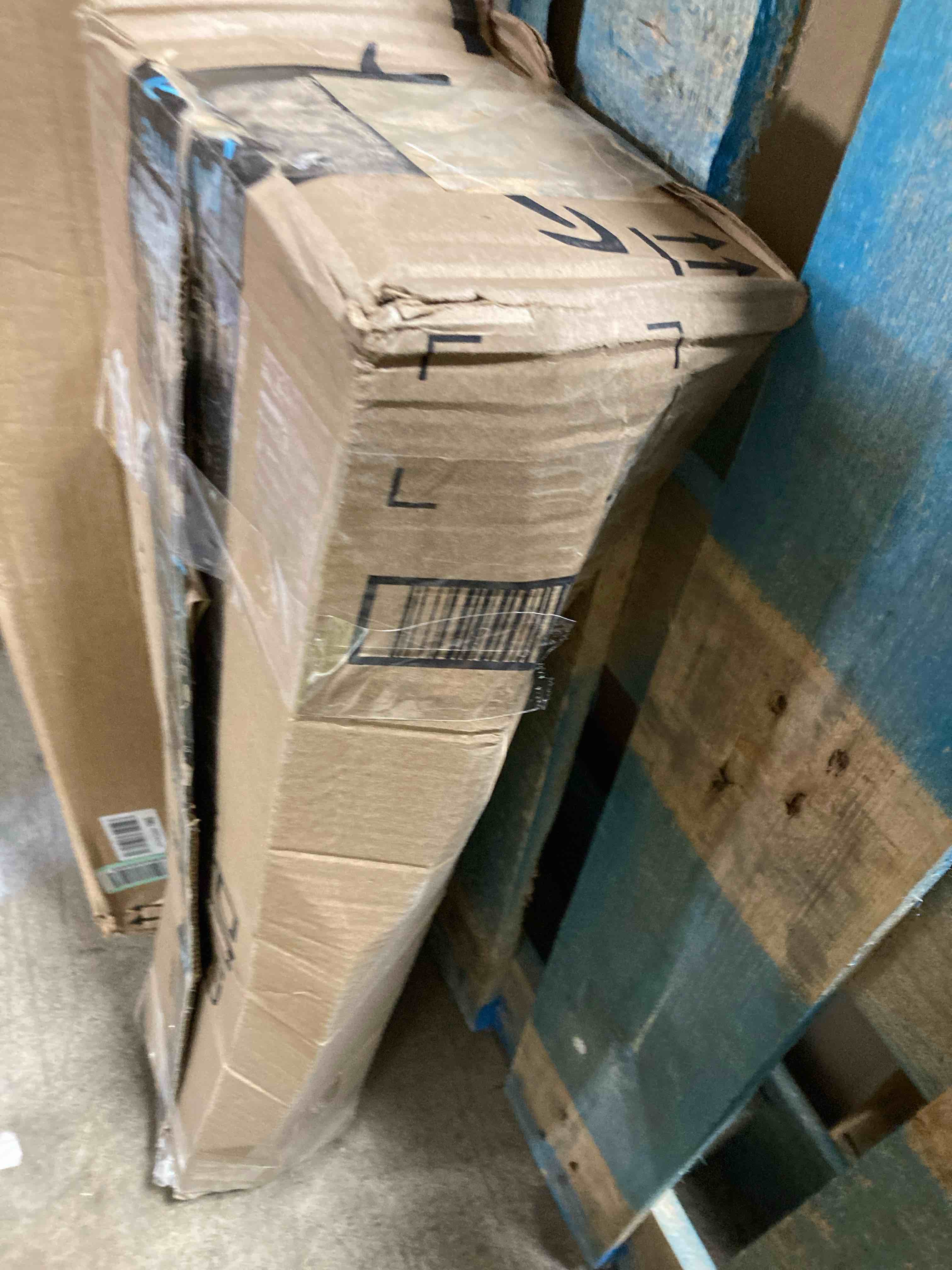 https://s3.amazonaws.com/lotting-images-prod/phillipi/GRN5517584_1710339915586.jpeg