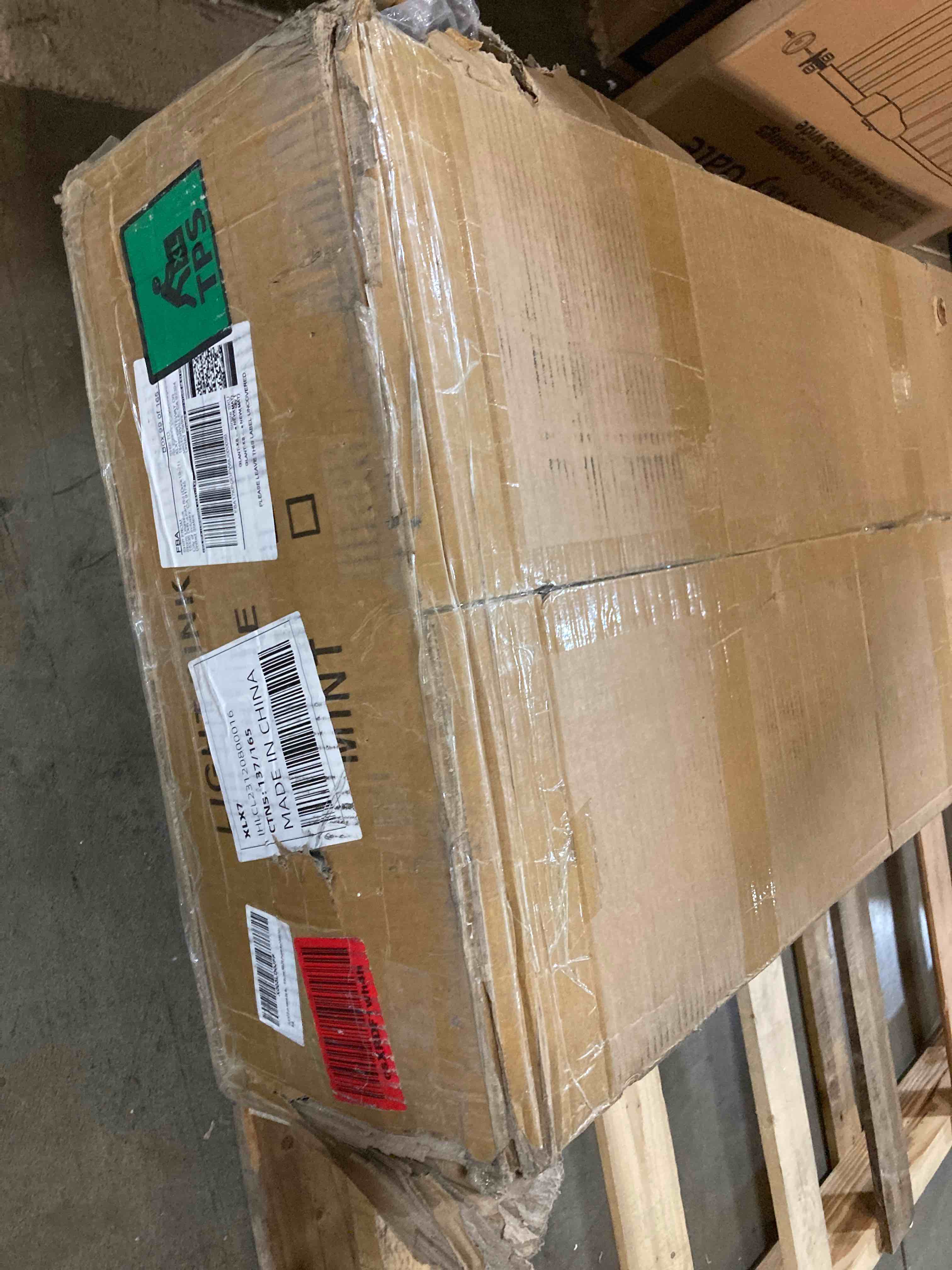 https://s3.amazonaws.com/lotting-images-prod/phillipi/GRN5518088_1711465065170.jpeg
