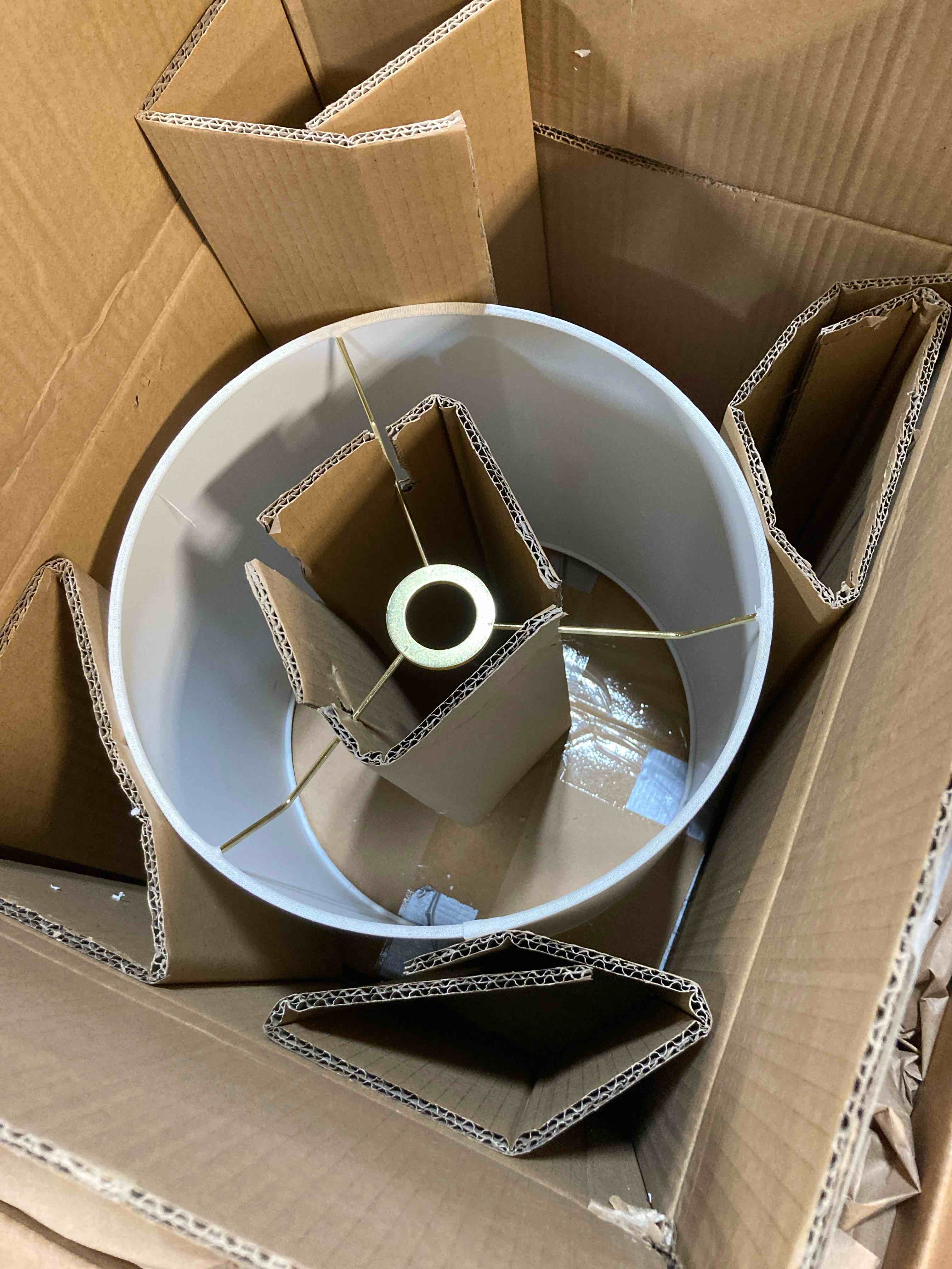 https://s3.amazonaws.com/lotting-images-prod/phillipi/GRN5518560_1712161363814.jpeg