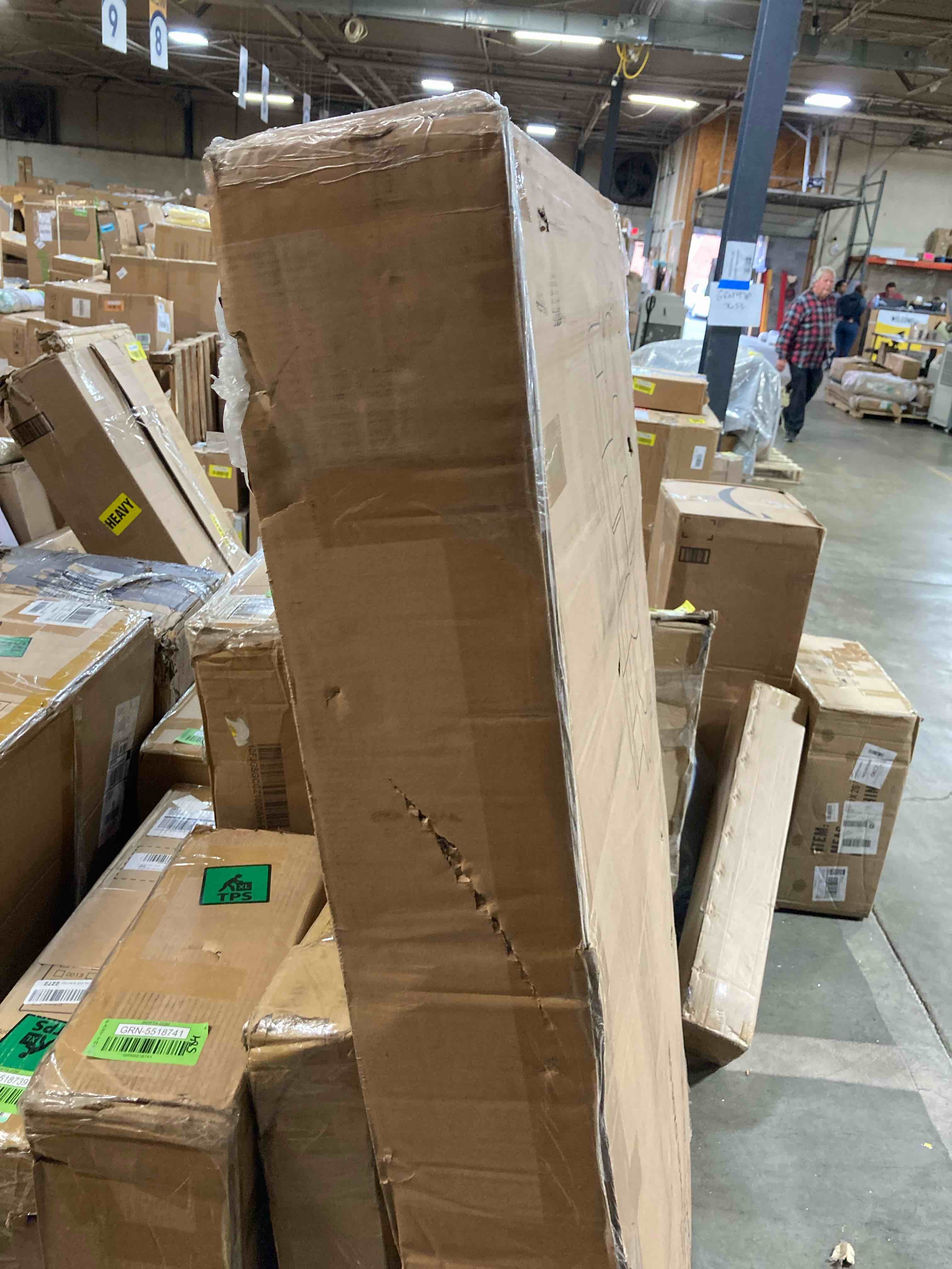 https://s3.amazonaws.com/lotting-images-prod/phillipi/GRN5518744_1712776992187.jpeg