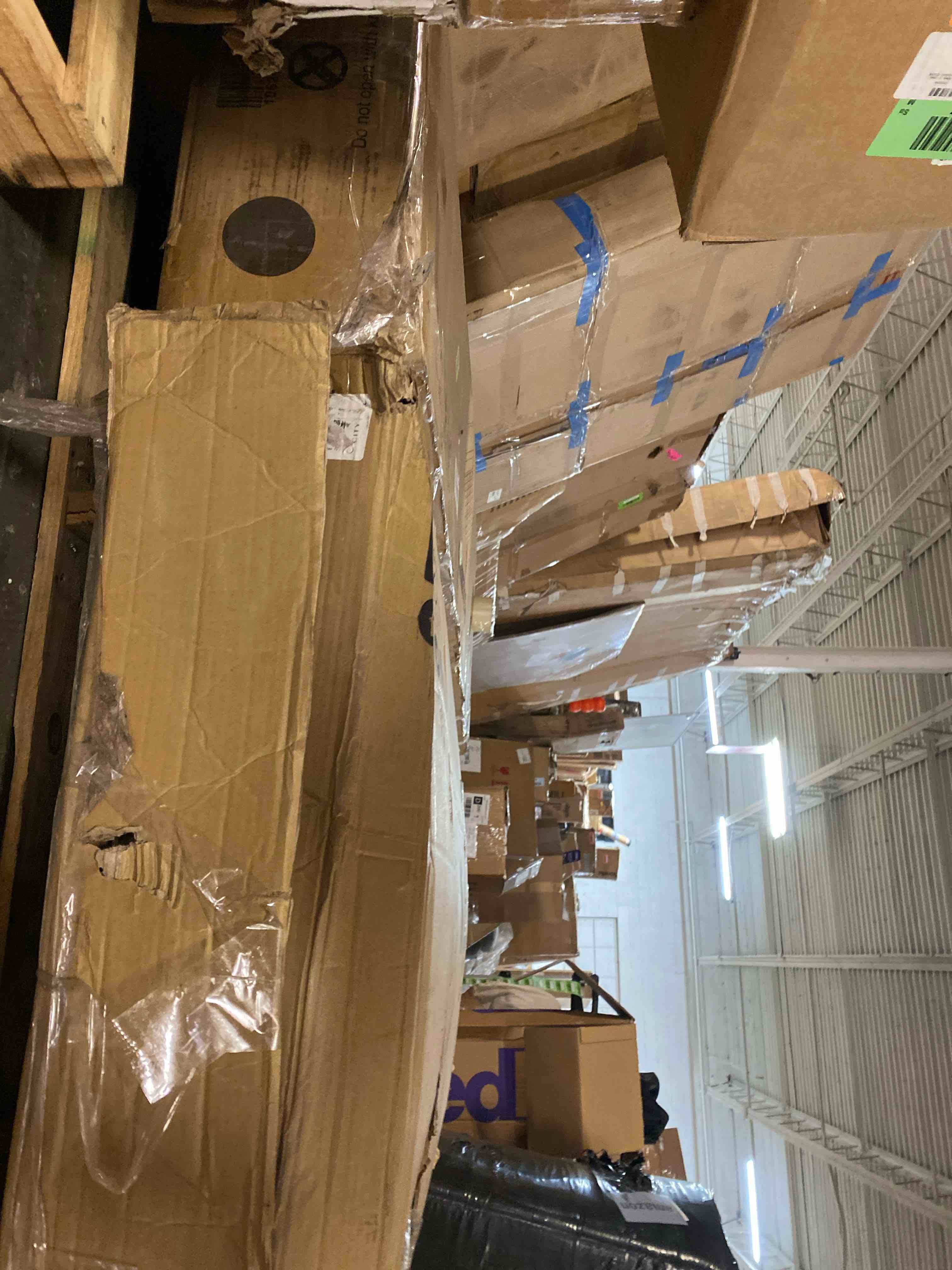 https://s3.amazonaws.com/lotting-images-prod/phillipi/GRN5520904_1718118660457.jpeg