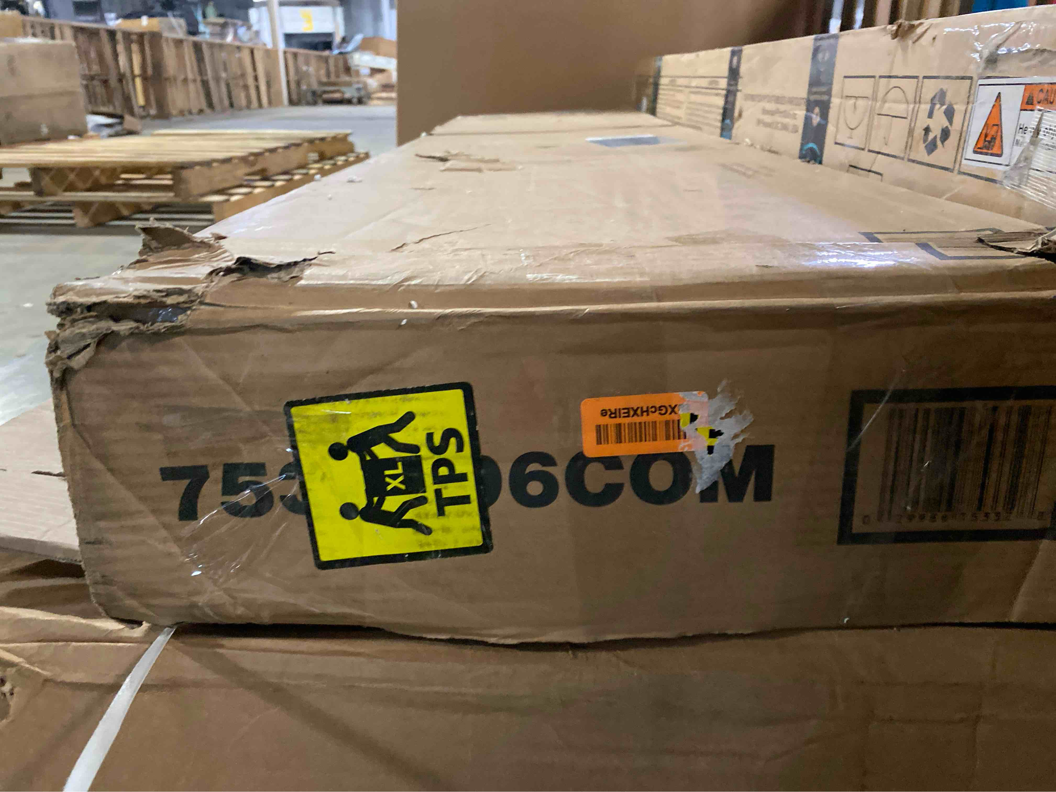 https://s3.amazonaws.com/lotting-images-prod/phillipi/GRN5520923_1718122900700.jpeg