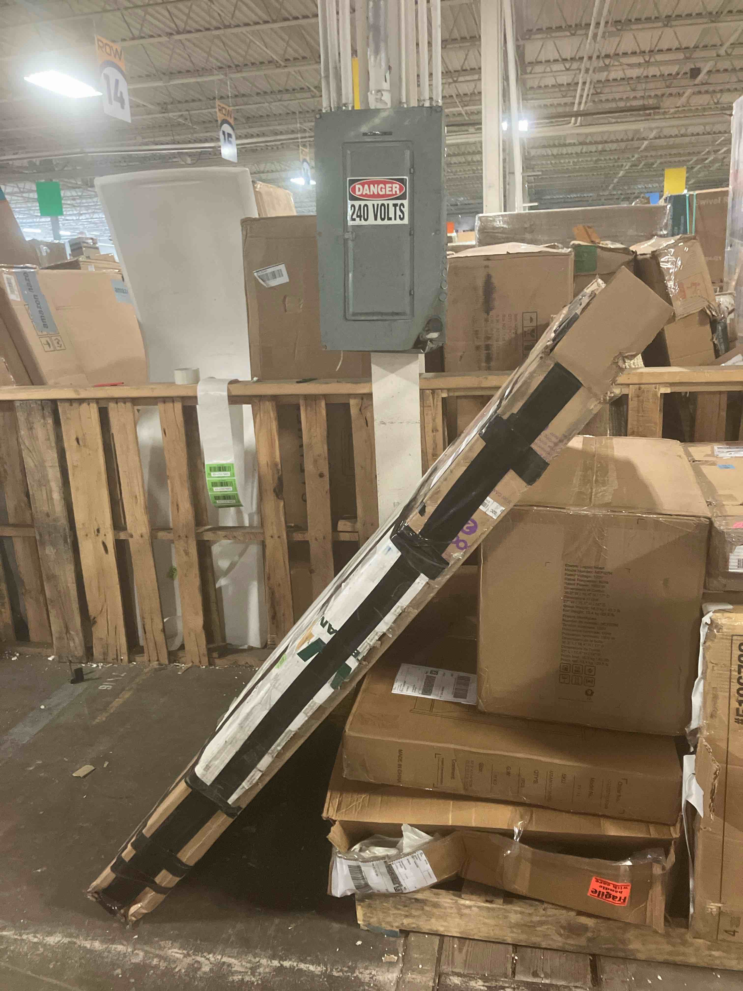 https://s3.amazonaws.com/lotting-images-prod/phillipi/GRN5521102_1718212288098.jpeg