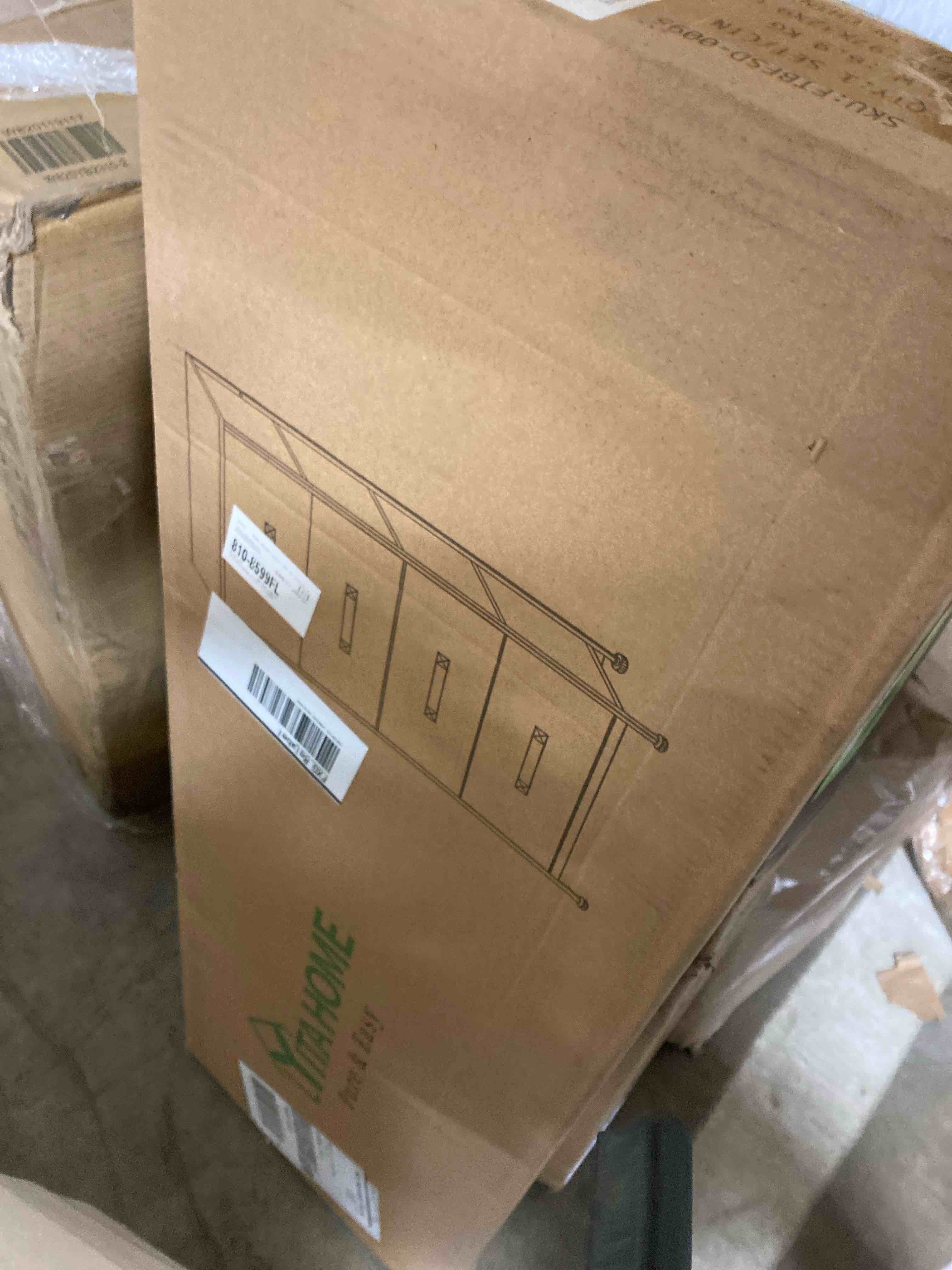 https://s3.amazonaws.com/lotting-images-prod/phillipi/GRN5522007_1708458005374.jpeg