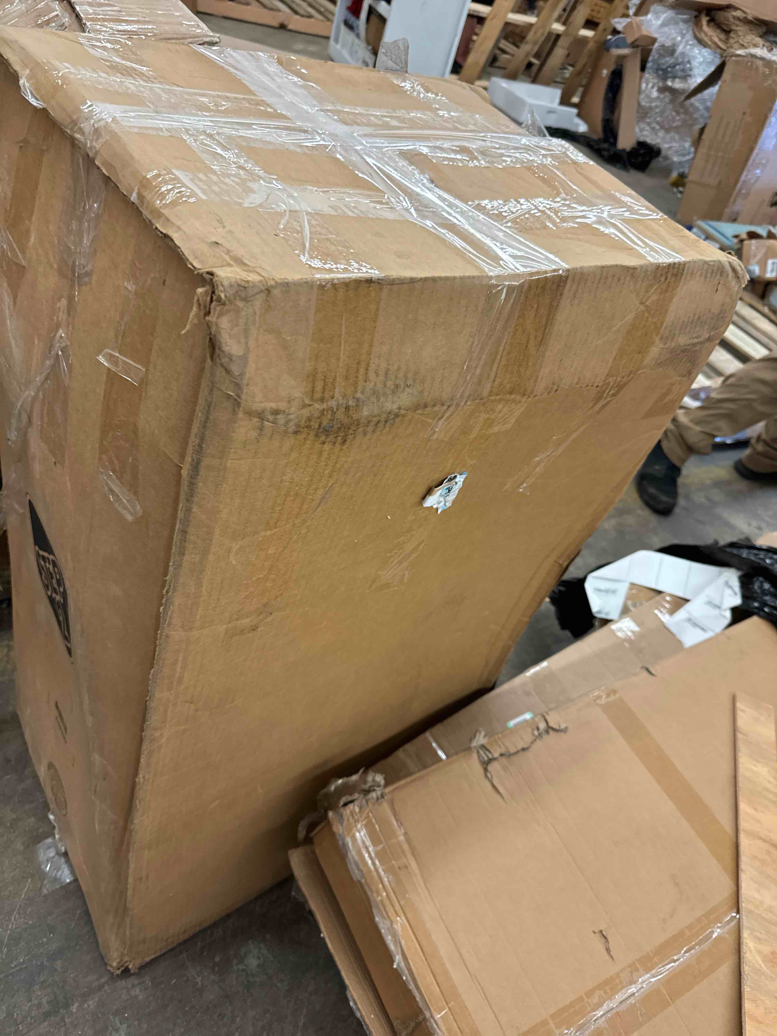 https://s3.amazonaws.com/lotting-images-prod/phillipi/GRN5525496_1718726555451.jpeg