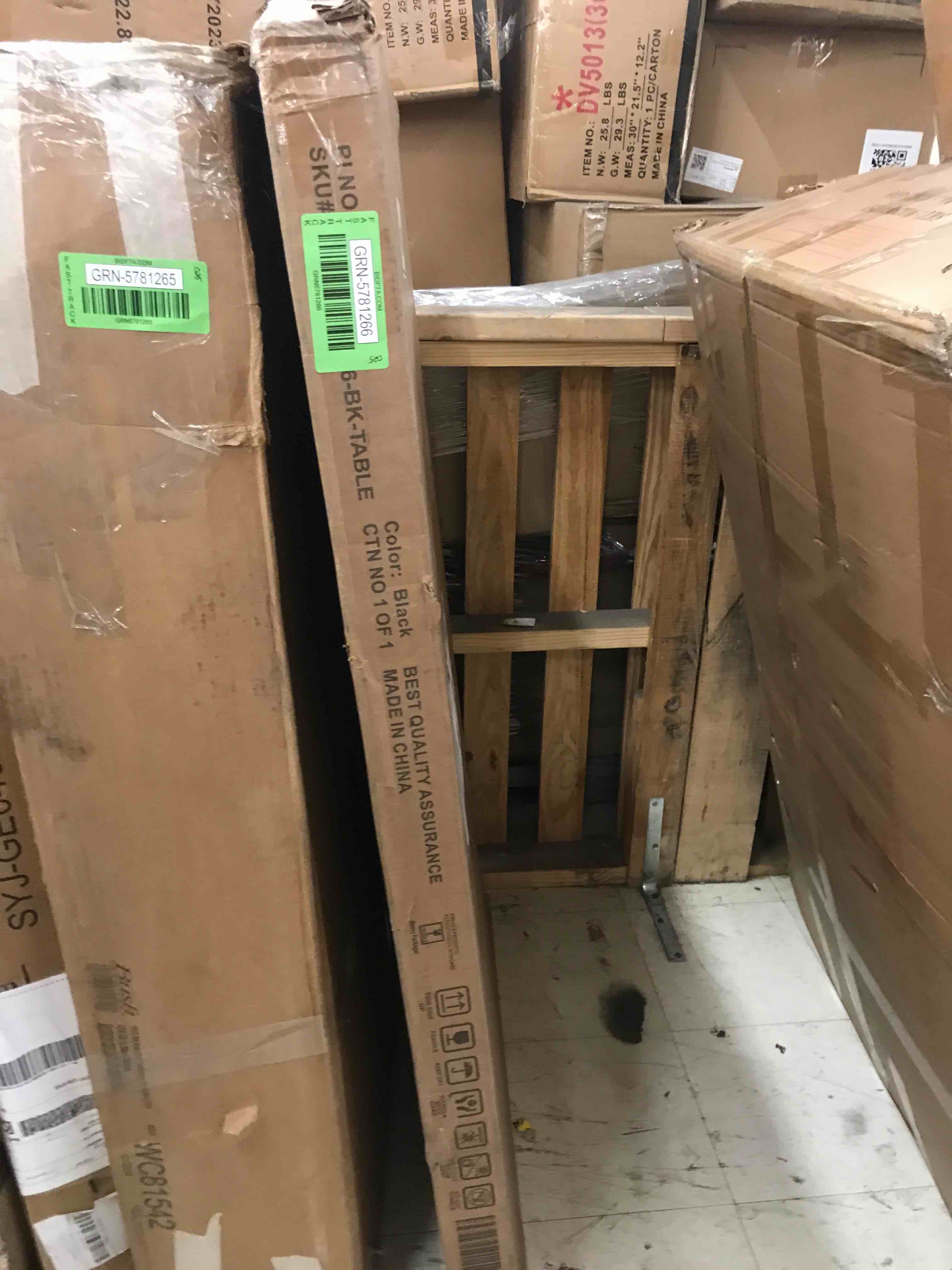 https://s3.amazonaws.com/lotting-images-prod/phillipi/GRN5781266_1716735691571.jpeg