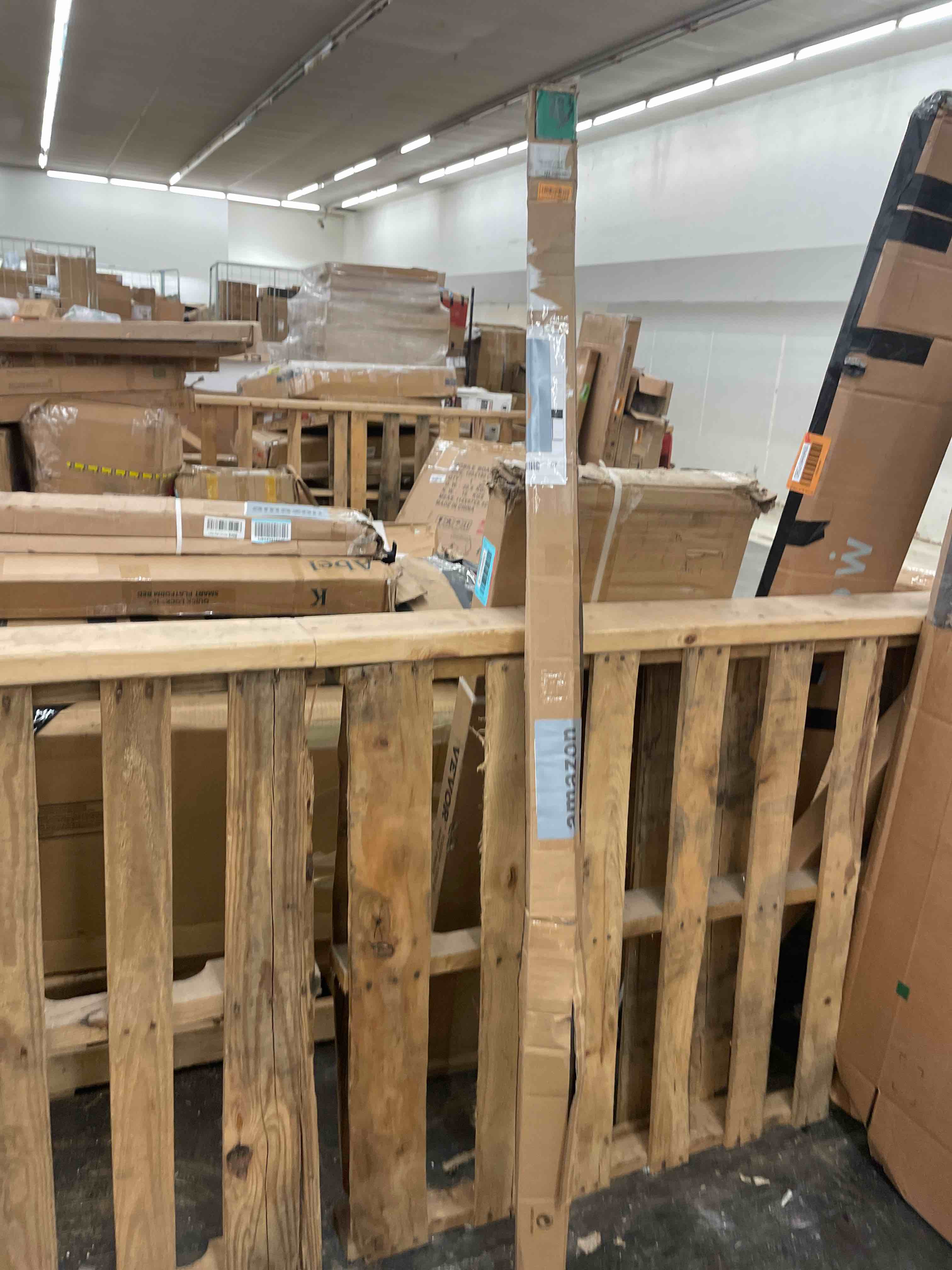 https://s3.amazonaws.com/lotting-images-prod/phillipi/GRN5781725_1715089633337.jpeg