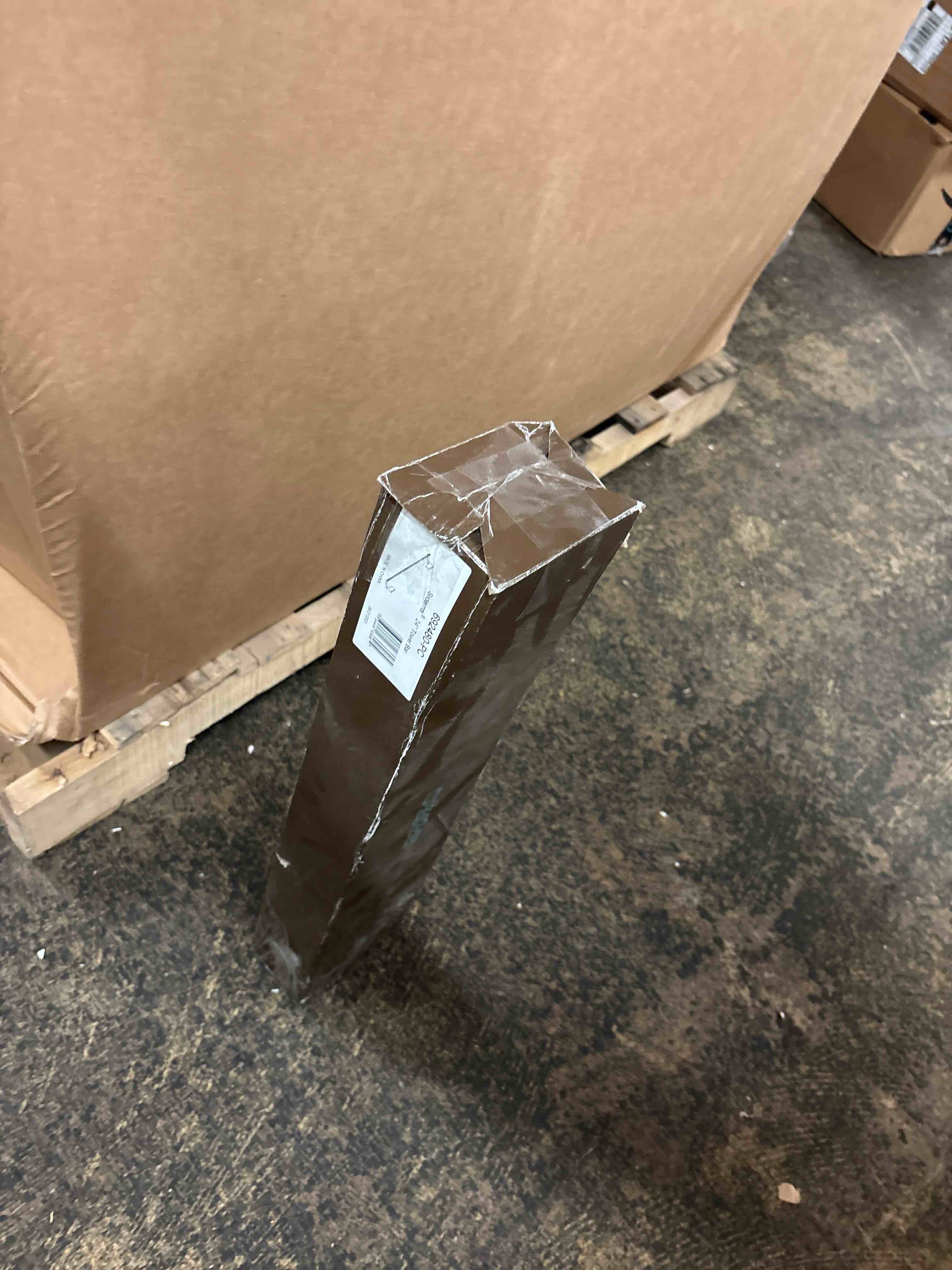 https://s3.amazonaws.com/lotting-images-prod/phillipi/GRN5781923_1715837020042.jpeg