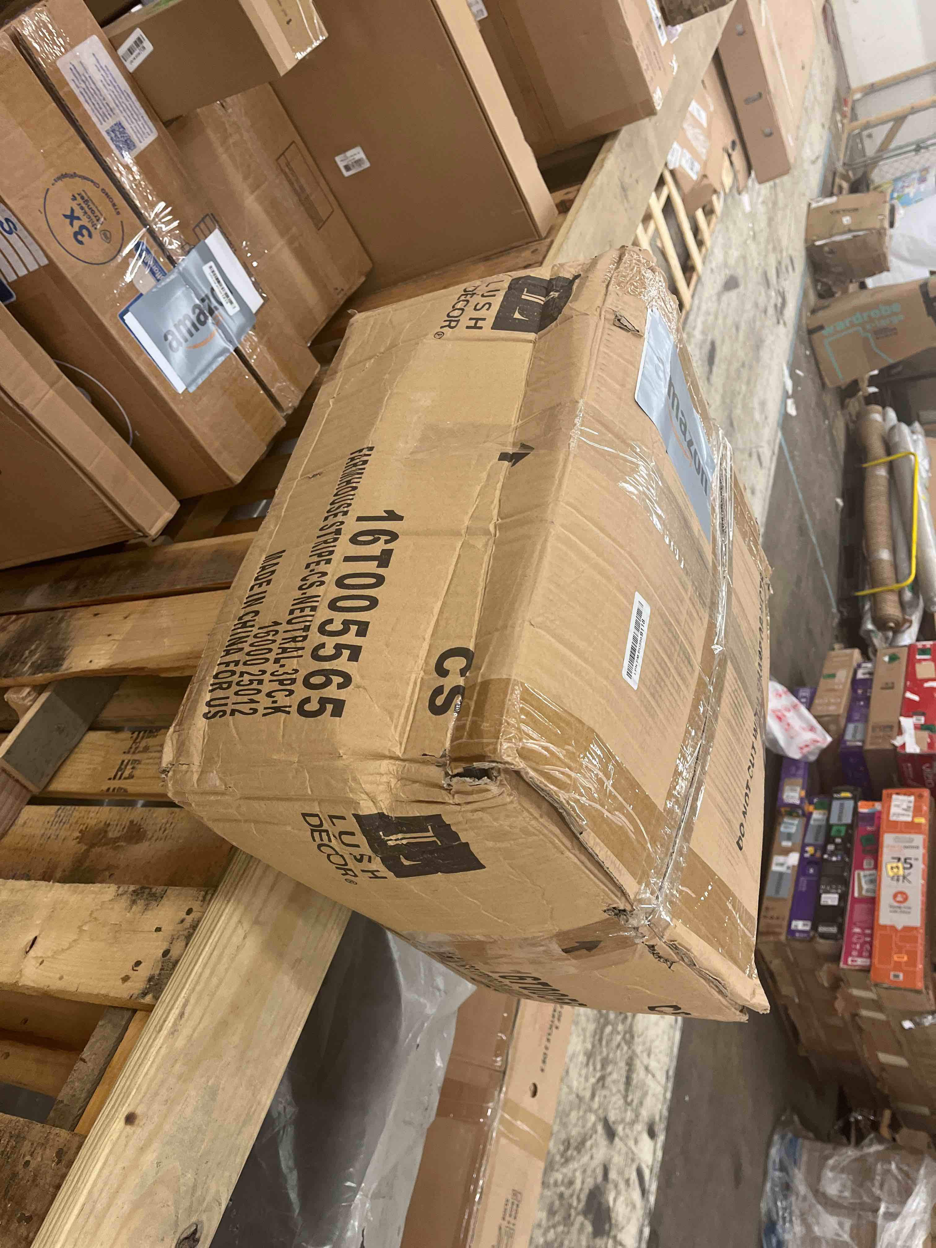 https://s3.amazonaws.com/lotting-images-prod/phillipi/GRN5783034_1715663156949.jpeg