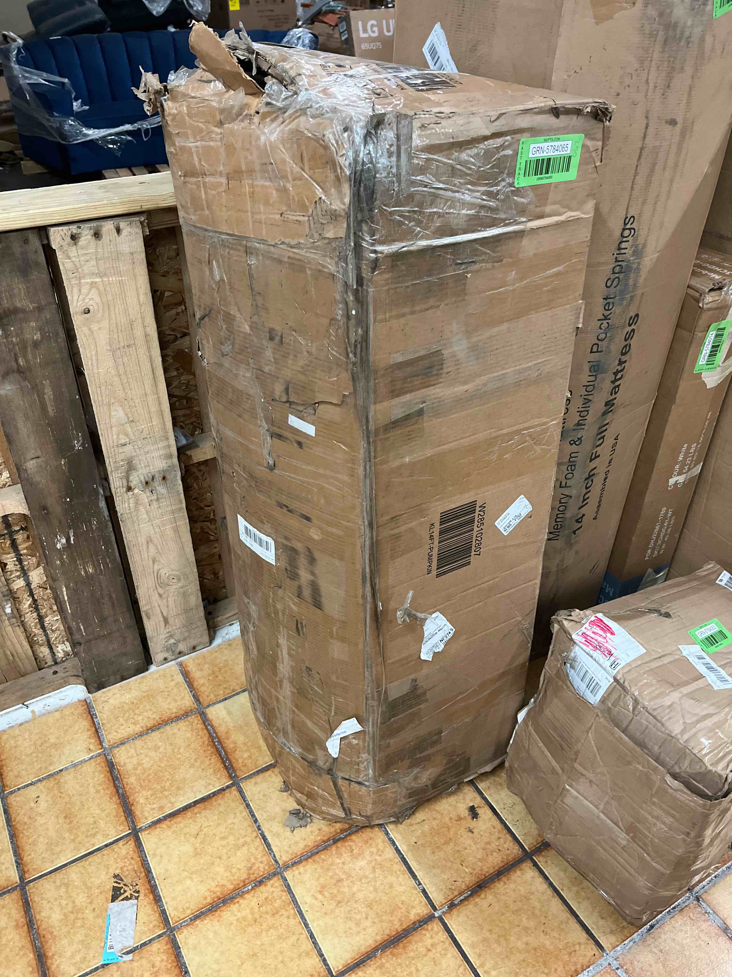 https://s3.amazonaws.com/lotting-images-prod/phillipi/GRN5784065_1716965300206.jpeg