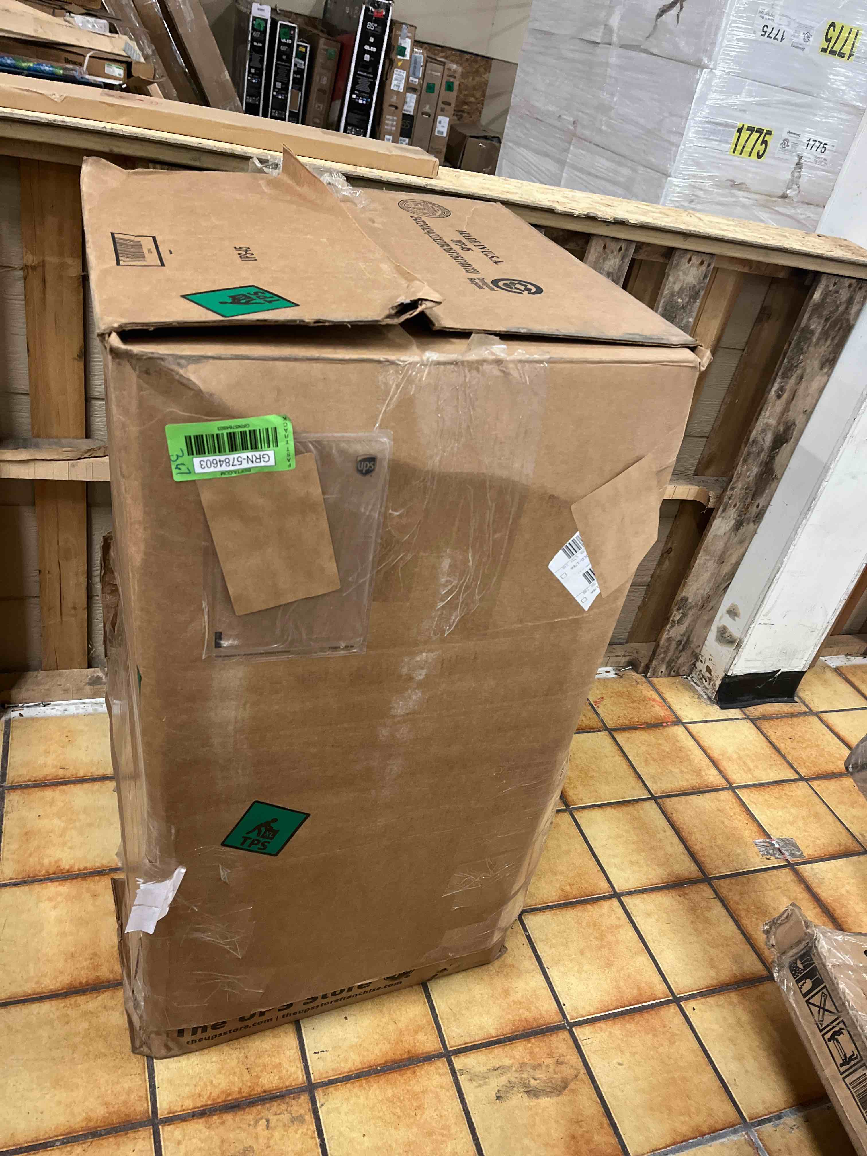 https://s3.amazonaws.com/lotting-images-prod/phillipi/GRN5784603_1708571757898.jpeg