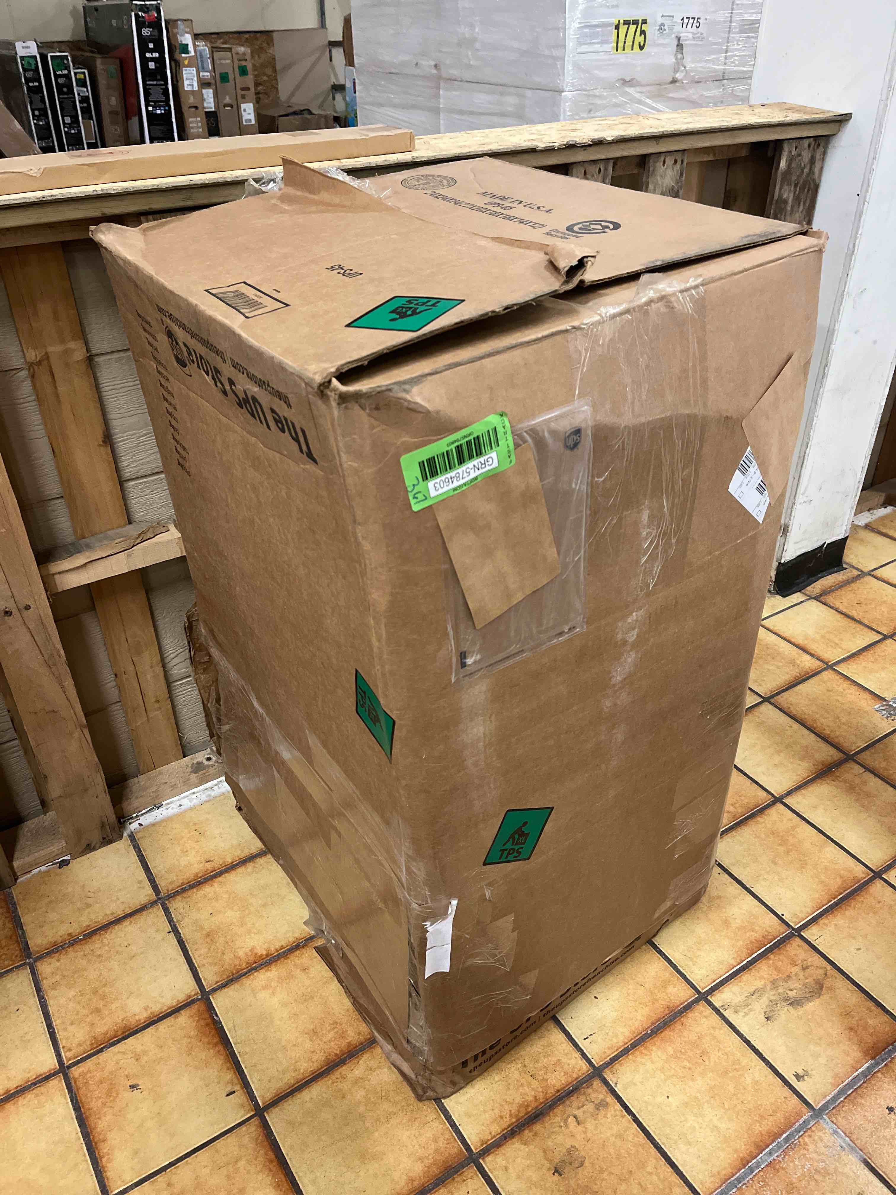 https://s3.amazonaws.com/lotting-images-prod/phillipi/GRN5784603_1708571760202.jpeg