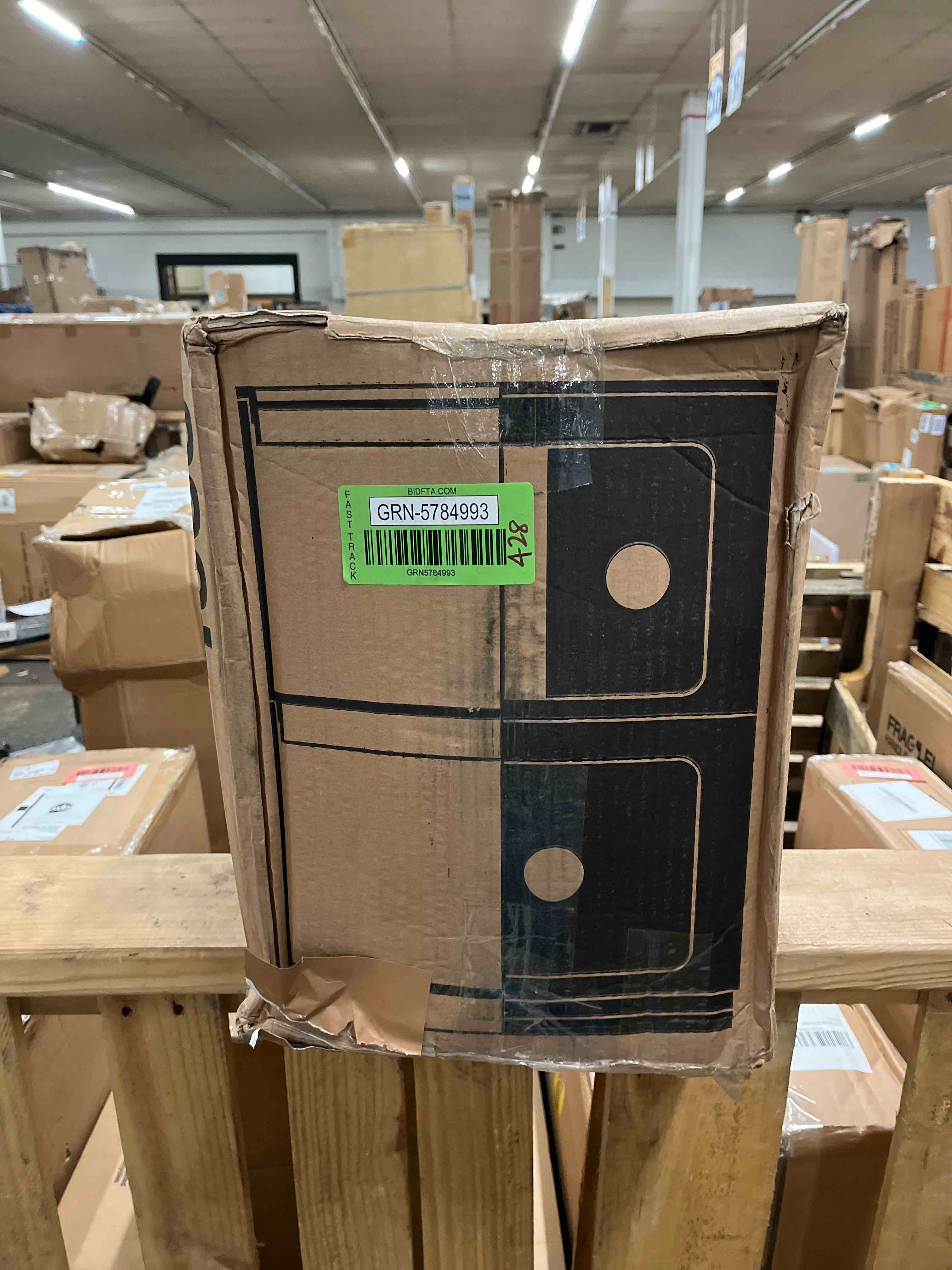 https://s3.amazonaws.com/lotting-images-prod/phillipi/GRN5784993_1709265787803.jpeg