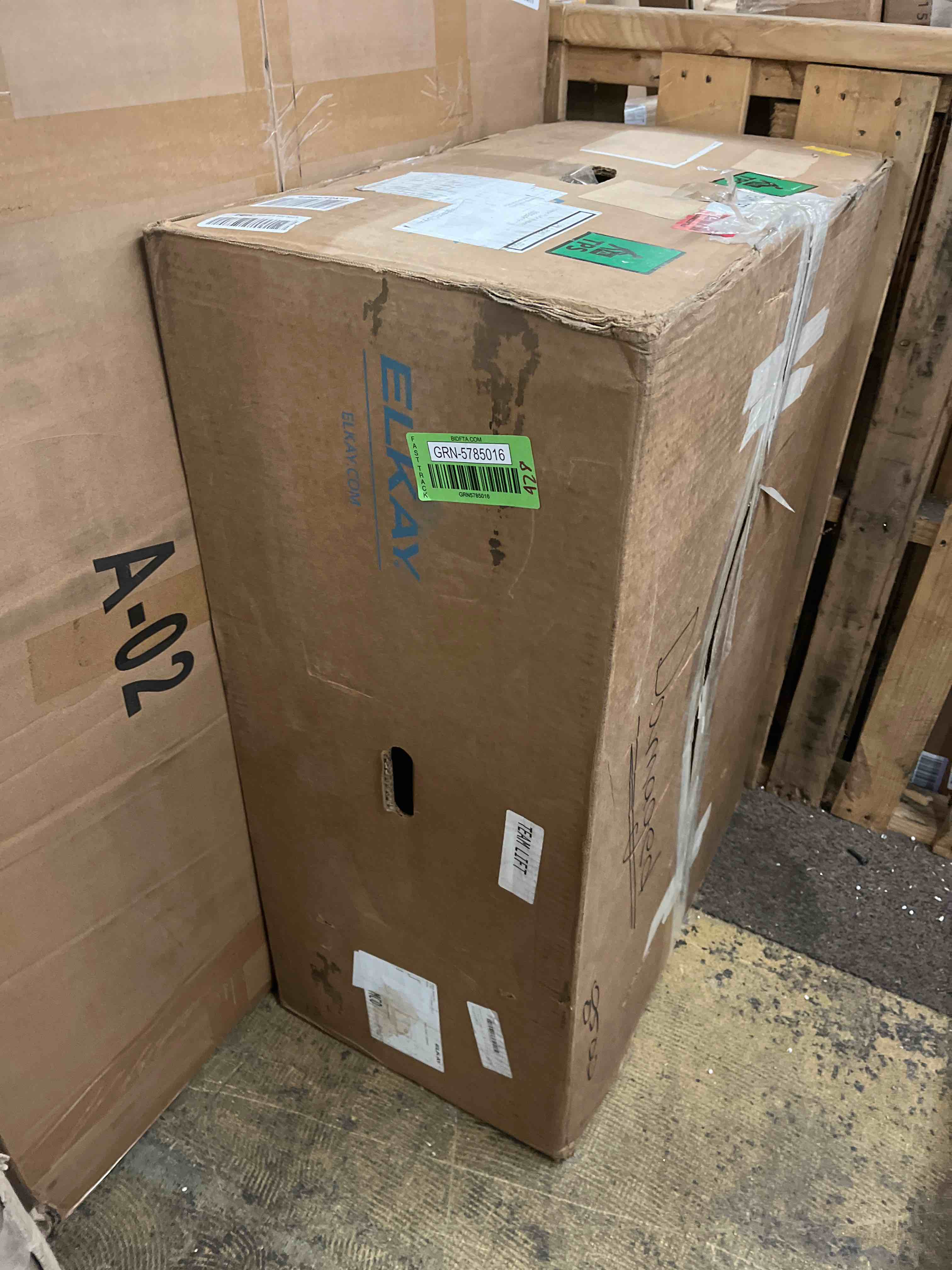 https://s3.amazonaws.com/lotting-images-prod/phillipi/GRN5785016_1709267607903.jpeg