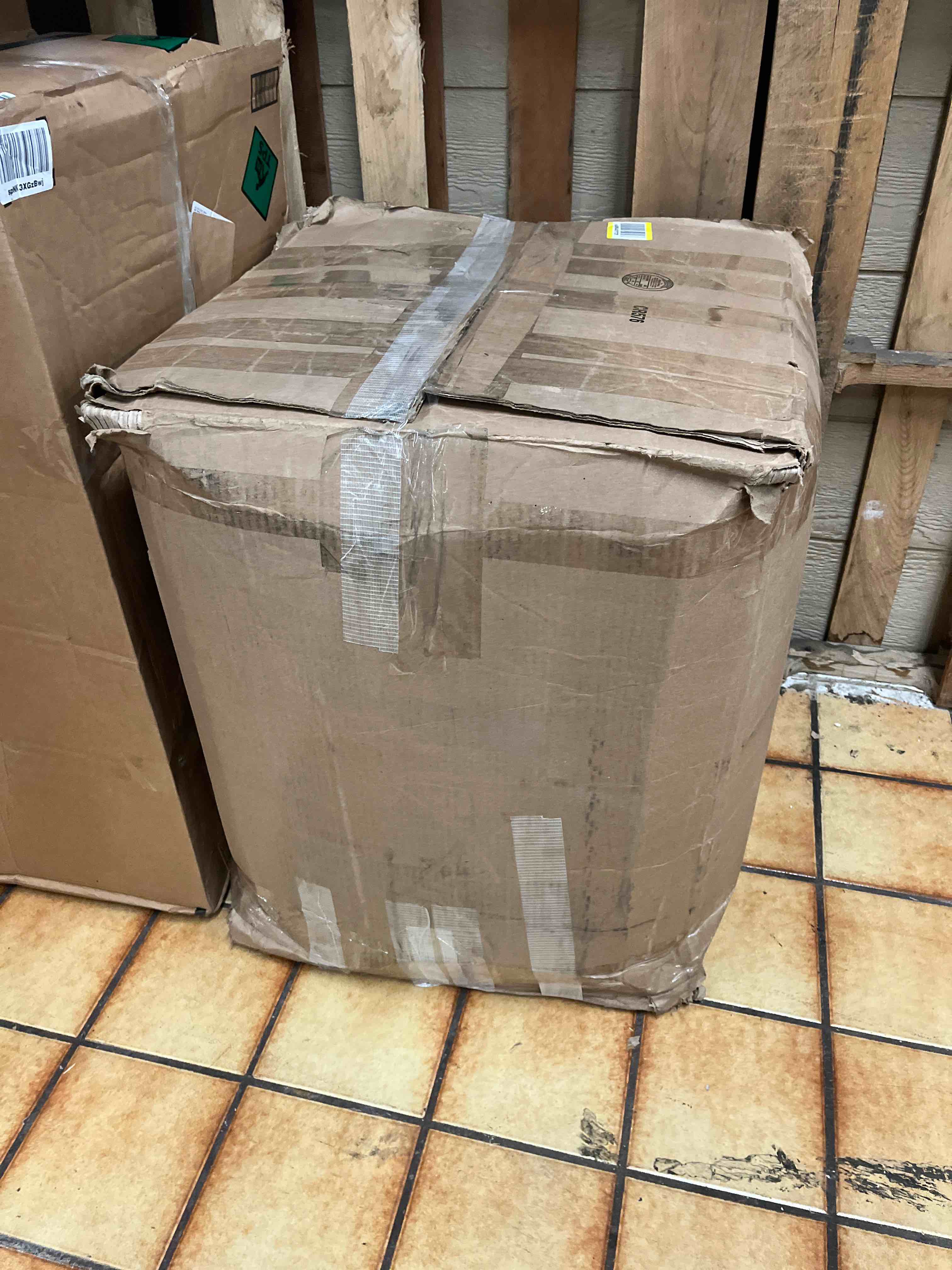 https://s3.amazonaws.com/lotting-images-prod/phillipi/GRN5785467_1709662928009.jpeg