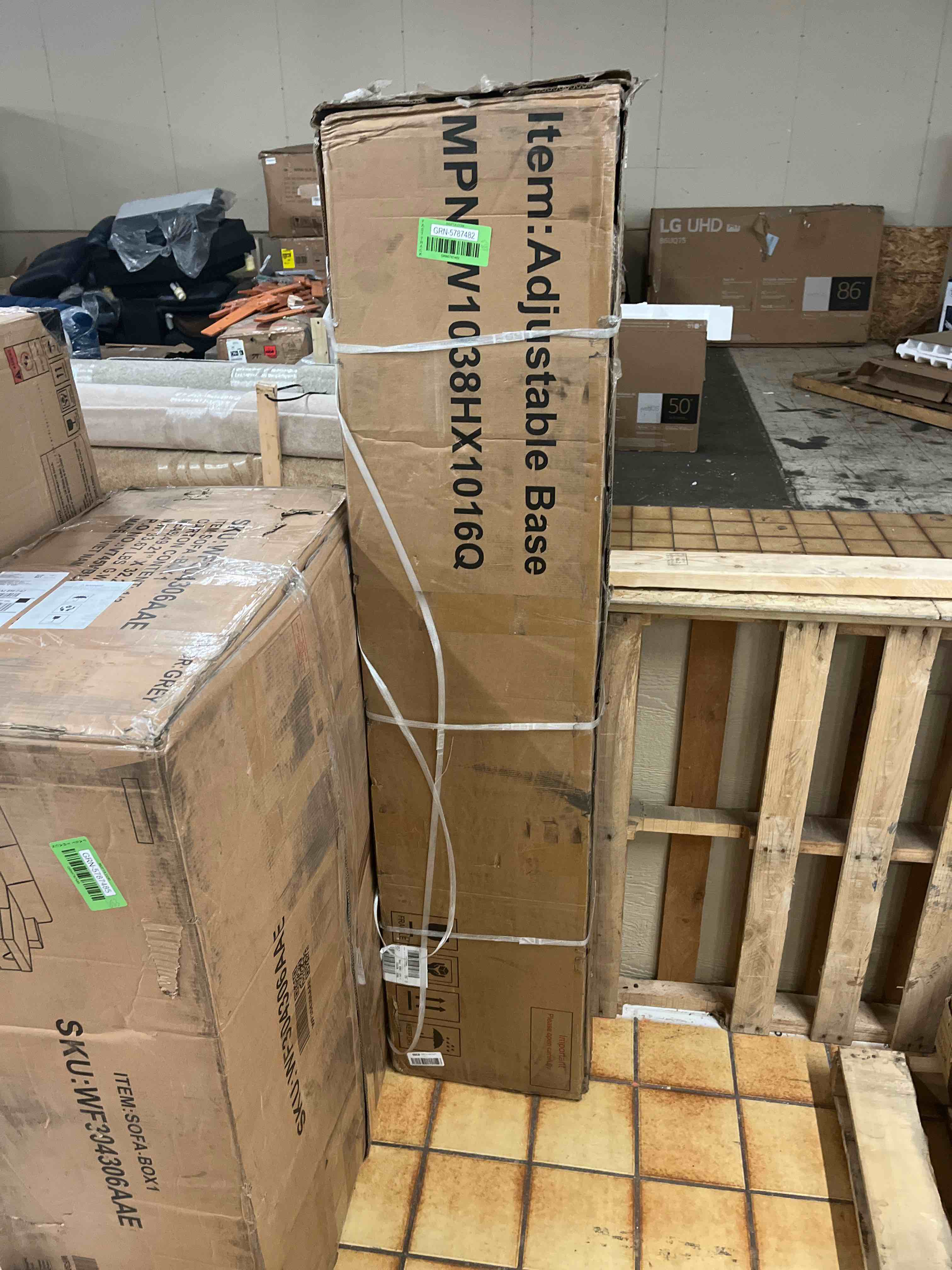 https://s3.amazonaws.com/lotting-images-prod/phillipi/GRN5787482_1712107807024.jpeg