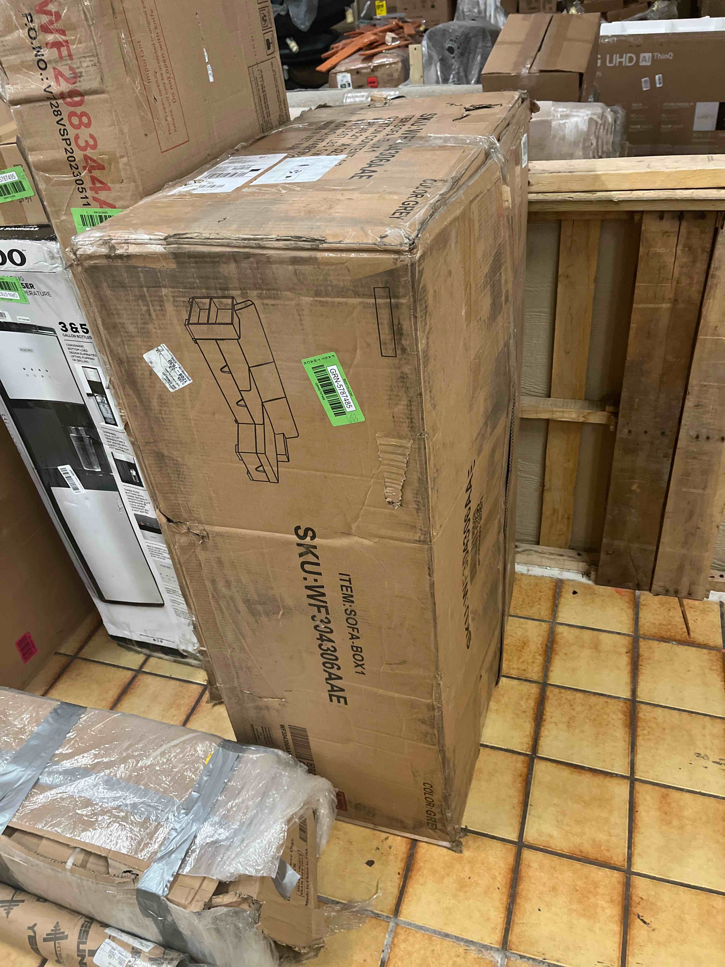 https://s3.amazonaws.com/lotting-images-prod/phillipi/GRN5787485_1712107358681.jpeg