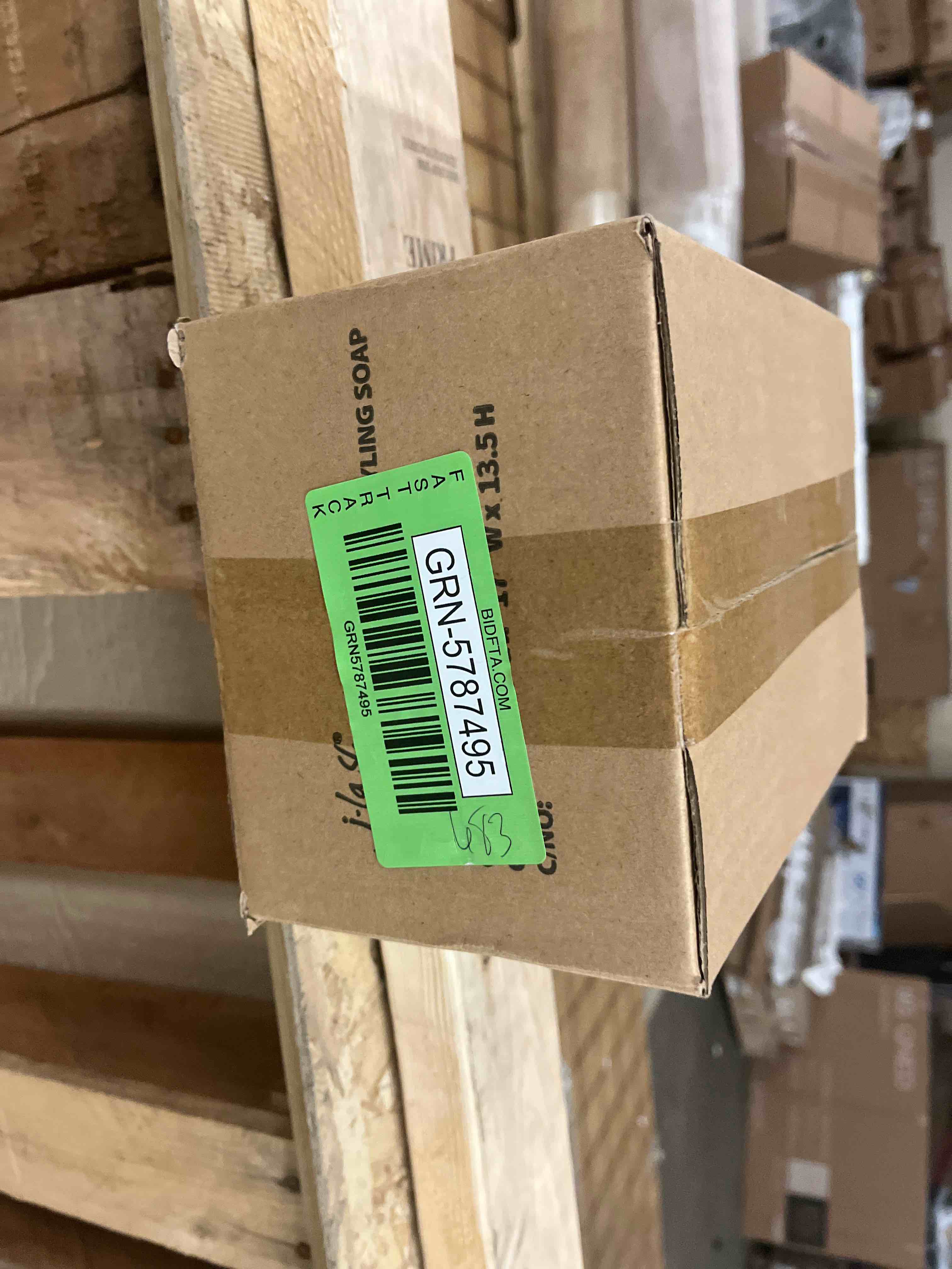 https://s3.amazonaws.com/lotting-images-prod/phillipi/GRN5787495_1712106312662.jpeg