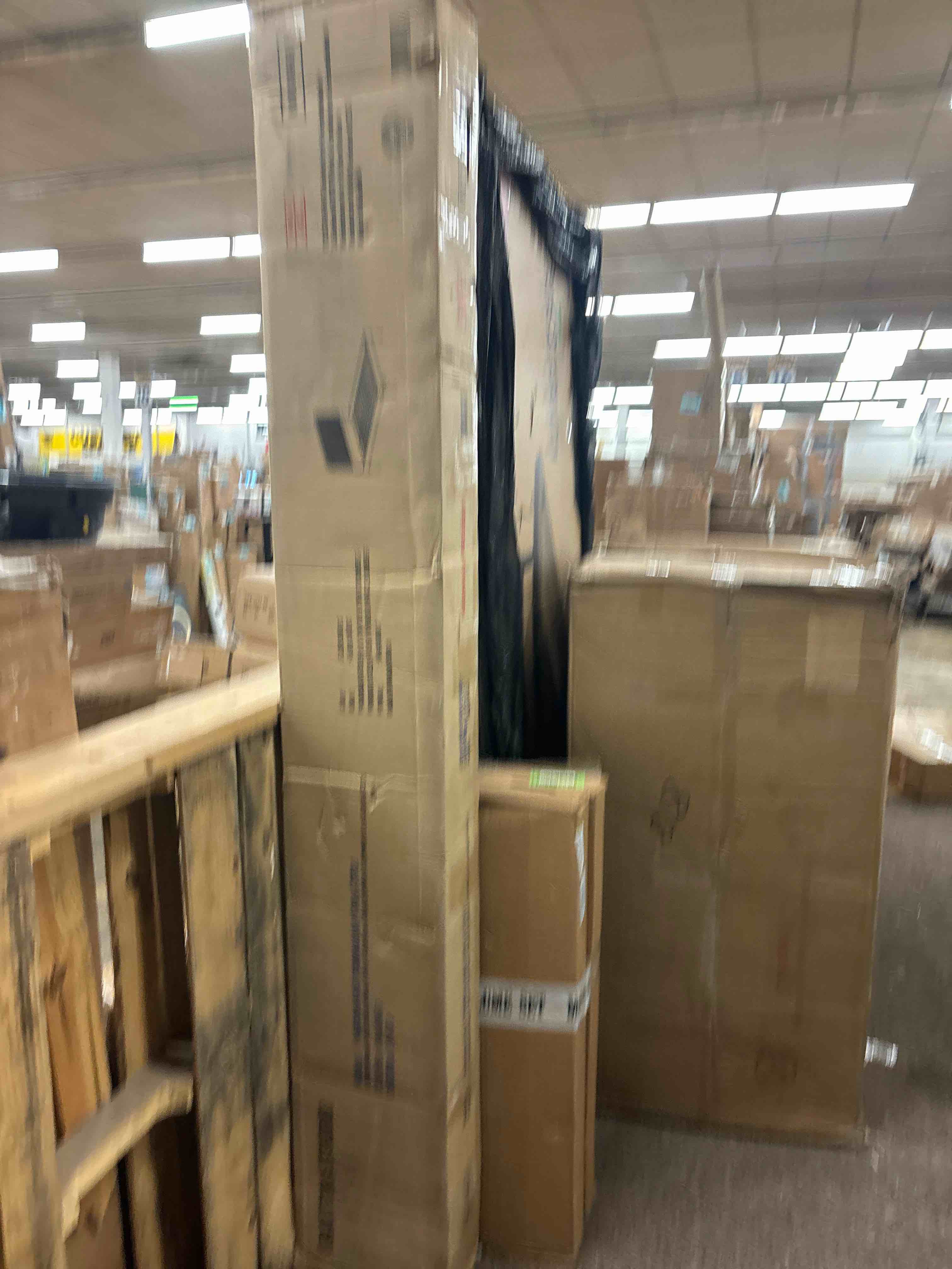 https://s3.amazonaws.com/lotting-images-prod/phillipi/GRN5790435_1714002952634.jpeg