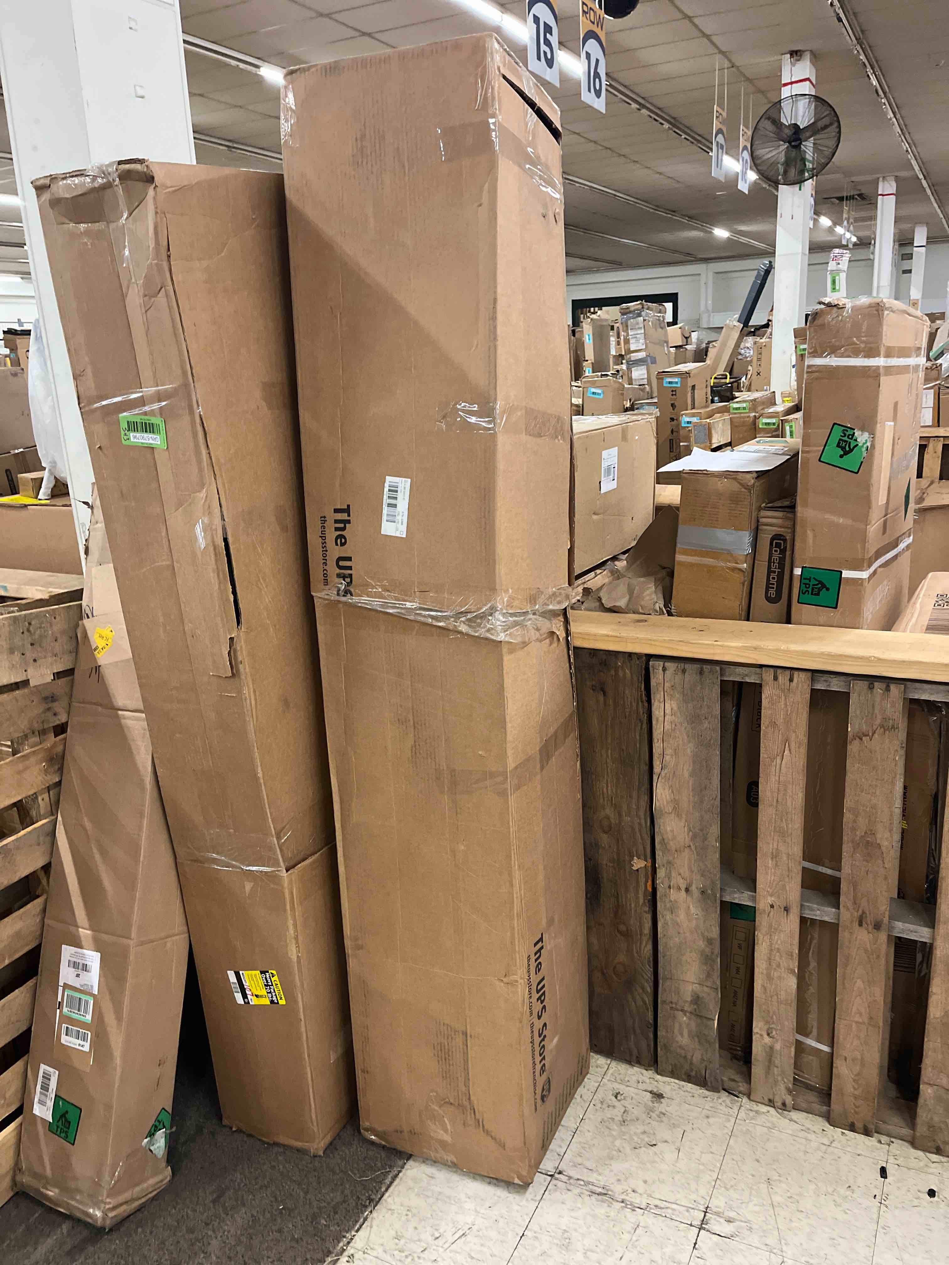 https://s3.amazonaws.com/lotting-images-prod/phillipi/GRN5790801_1710465411637.jpeg