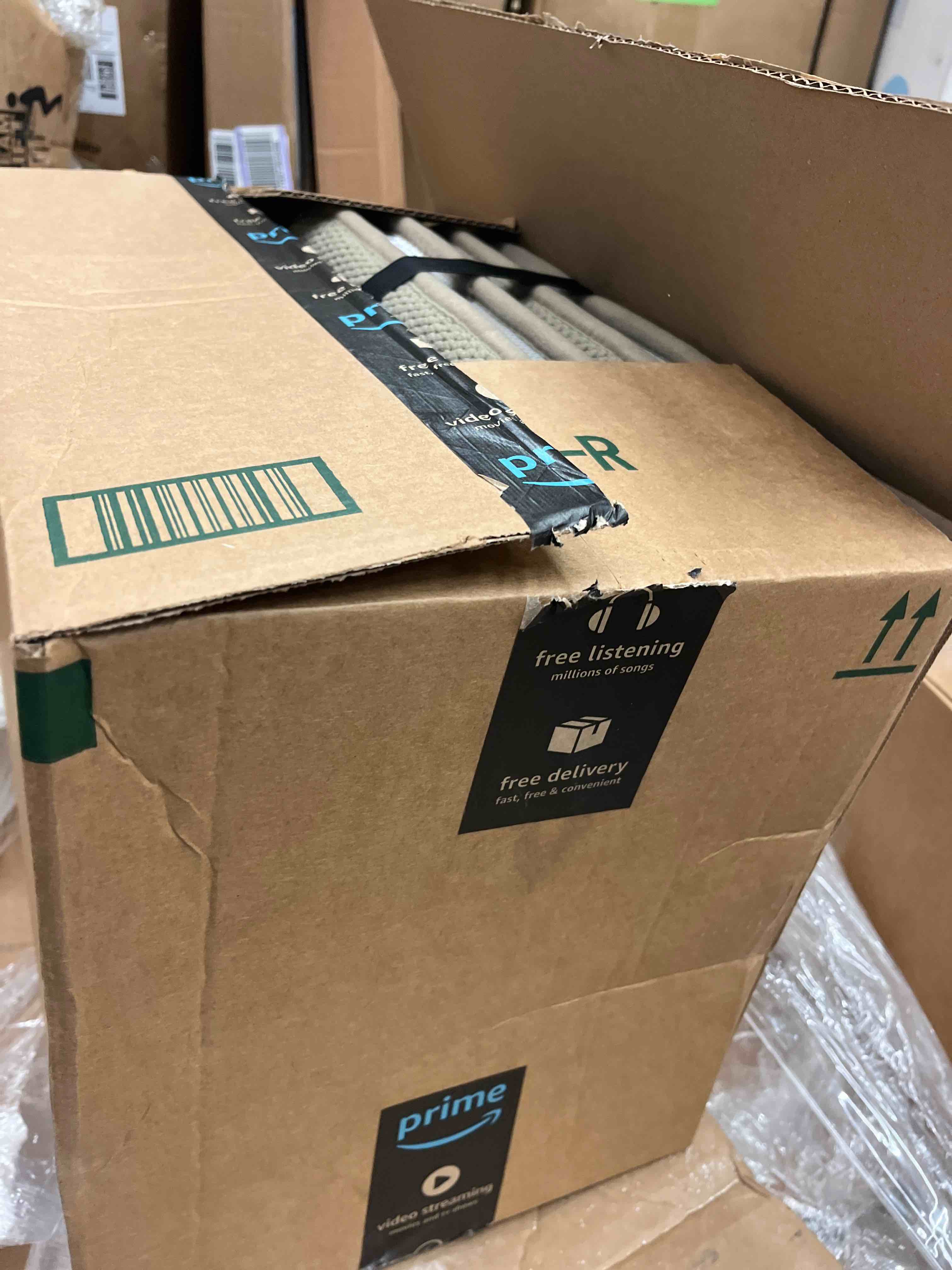 https://s3.amazonaws.com/lotting-images-prod/phillipi/GRN5791493_1711062892517.jpeg