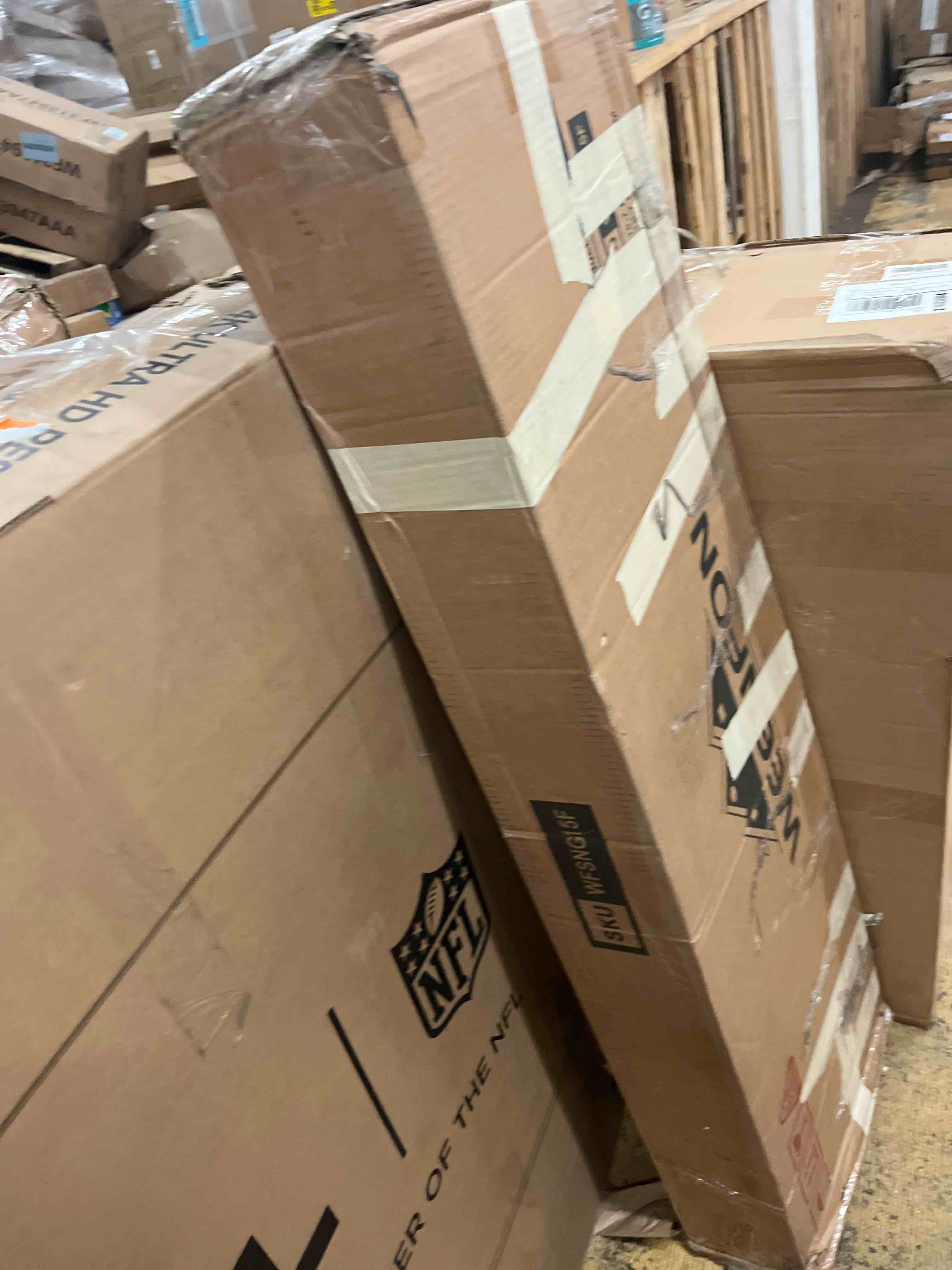 https://s3.amazonaws.com/lotting-images-prod/phillipi/GRN5791530_1711061213097.jpeg