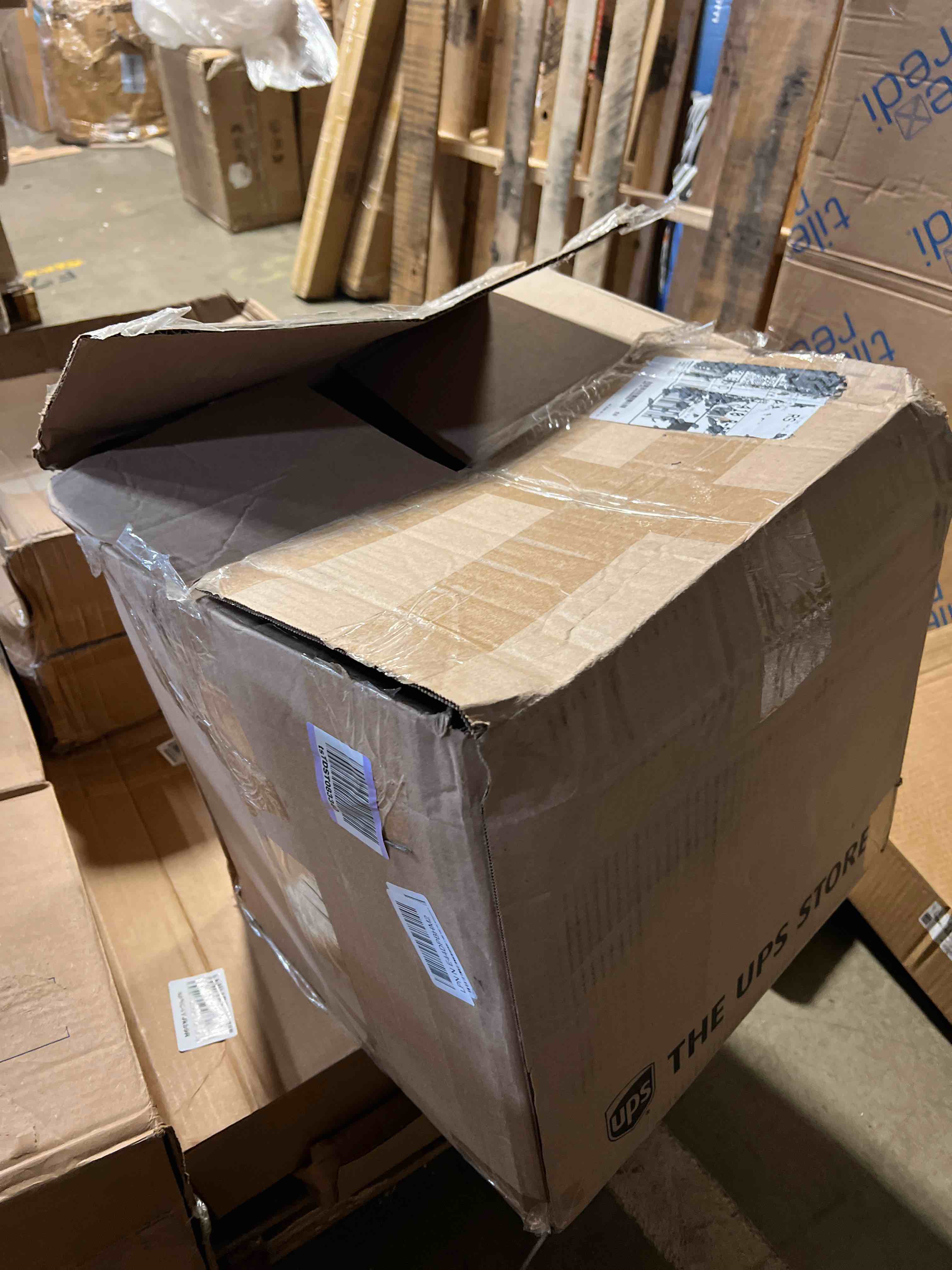 https://s3.amazonaws.com/lotting-images-prod/phillipi/GRN6032650_1720730314567.jpeg