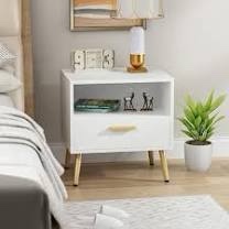 1-Drawer White Nightstand With Storage
