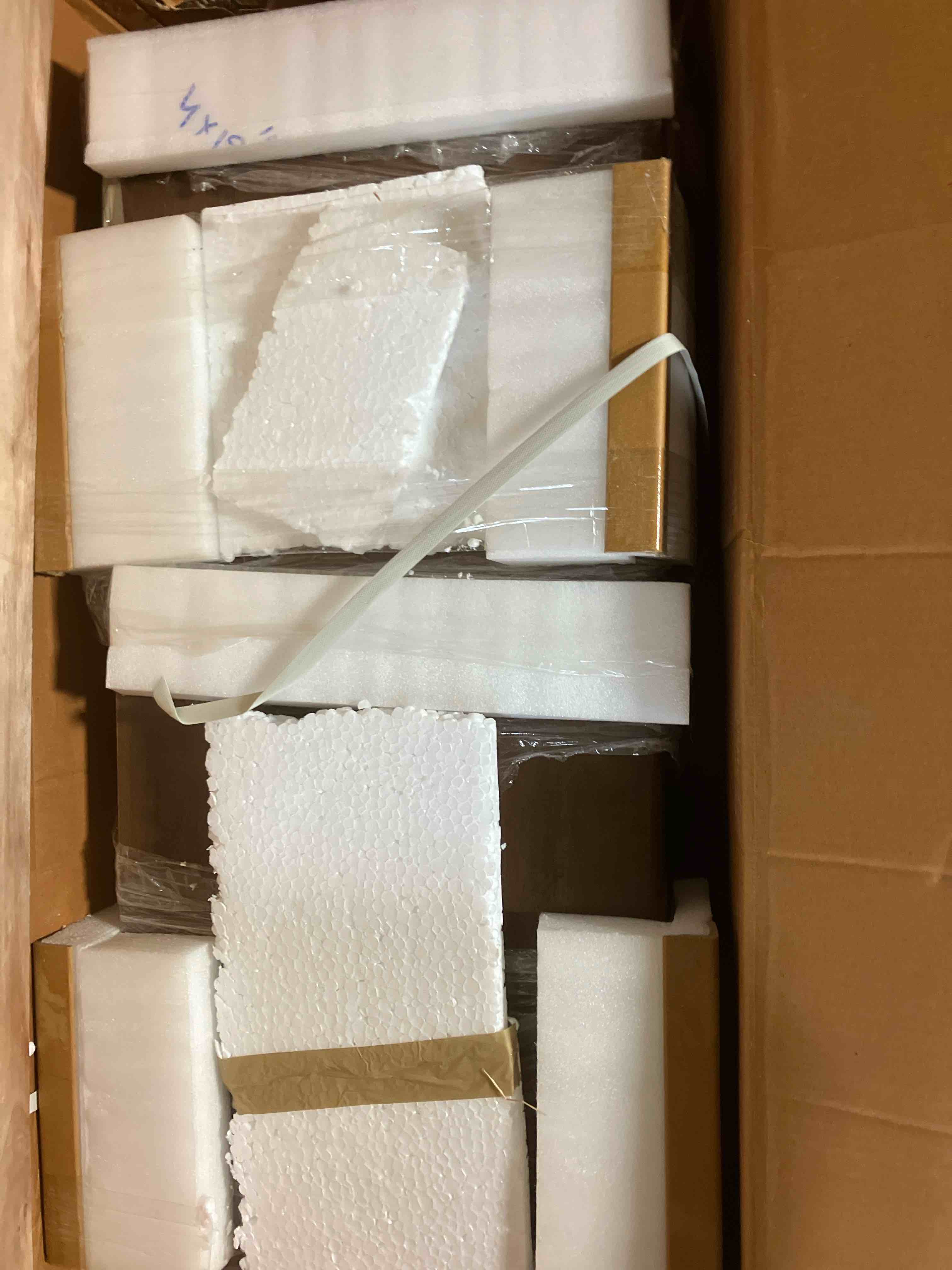 https://s3.amazonaws.com/lotting-images-prod/phillipi/GRN6035010_1713283247451.jpeg