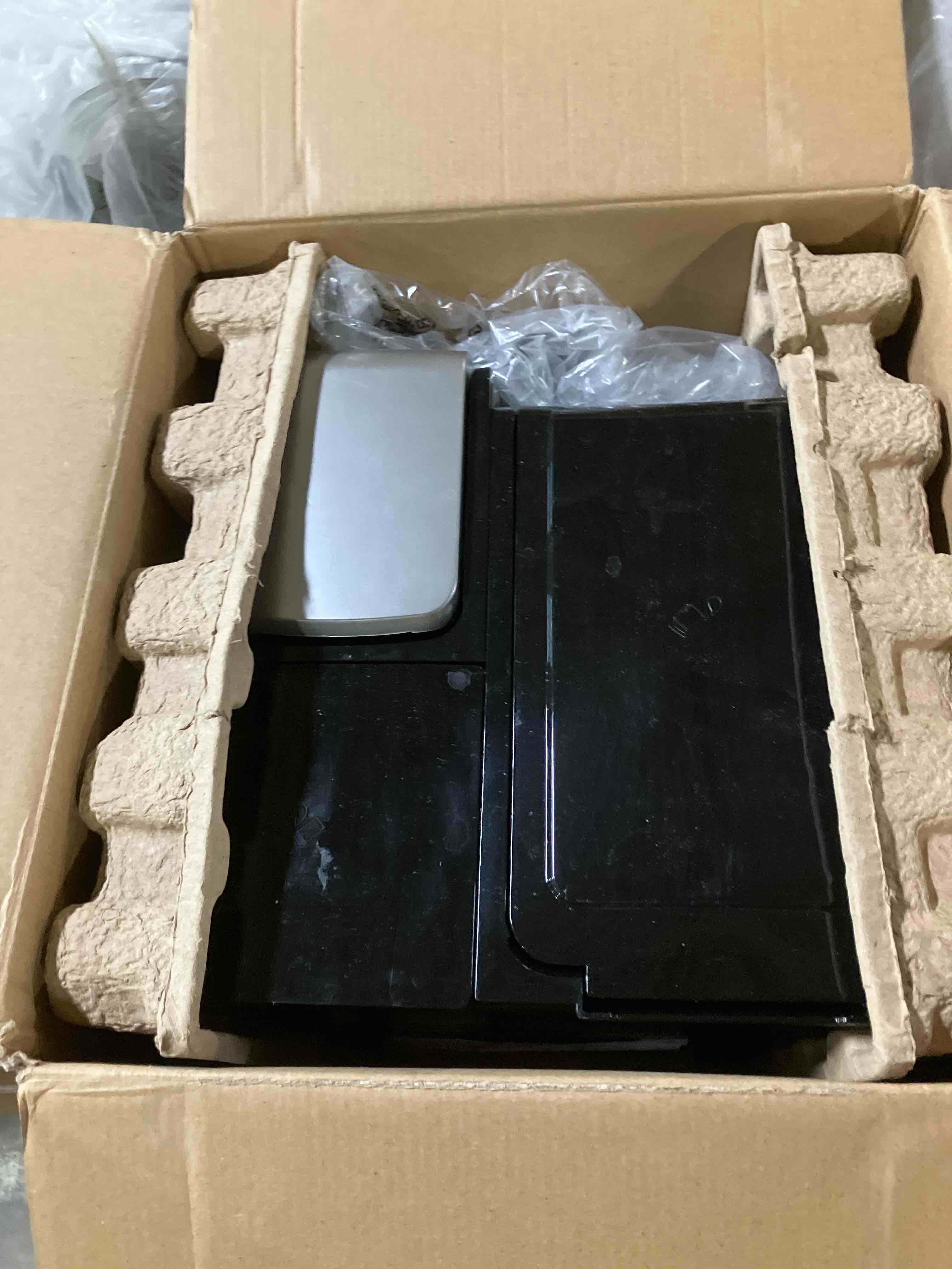 https://s3.amazonaws.com/lotting-images-prod/phillipi/GRN6035021_1713288918294.jpeg