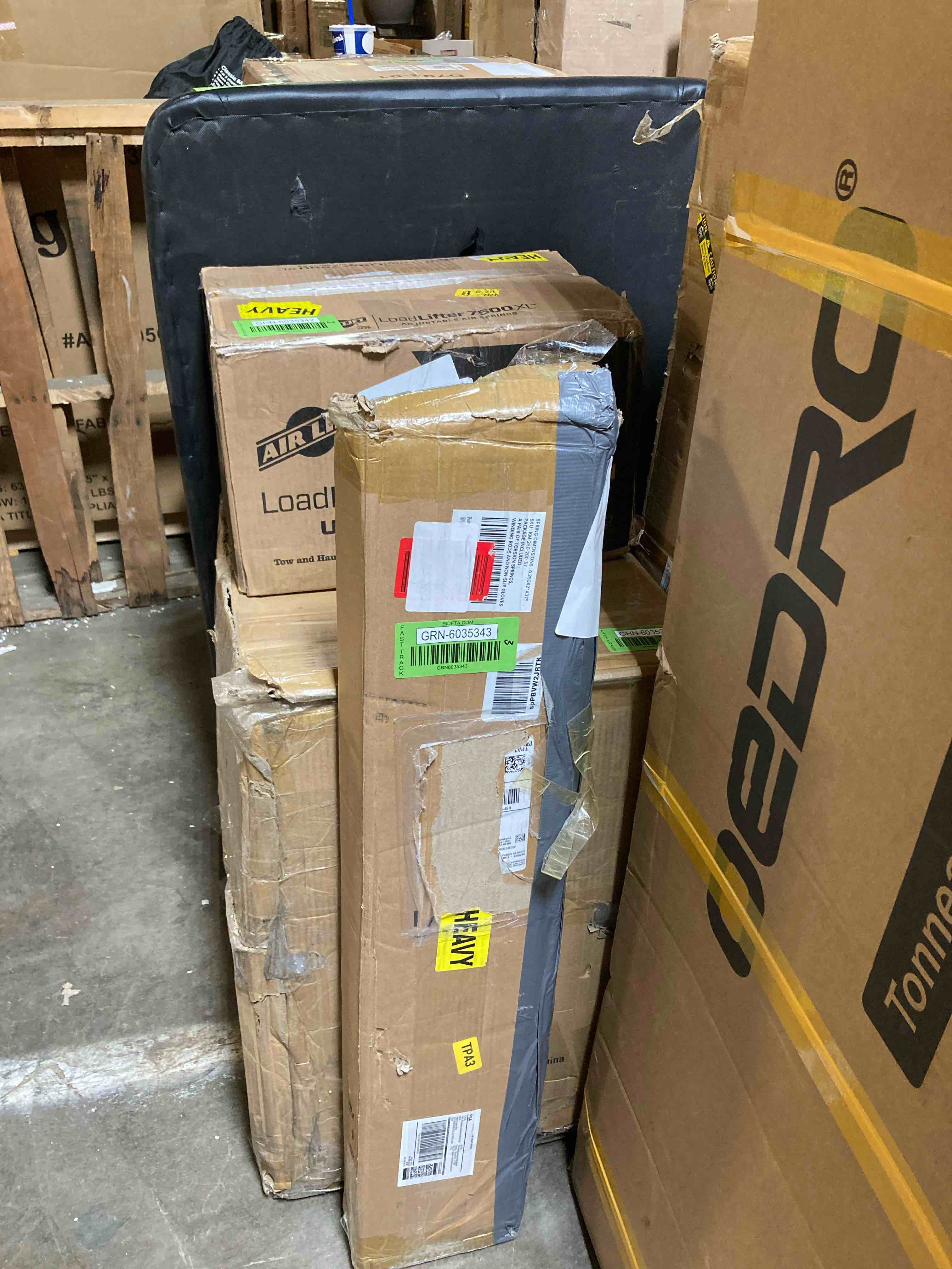 https://s3.amazonaws.com/lotting-images-prod/phillipi/GRN6035343_1713556651161.jpeg