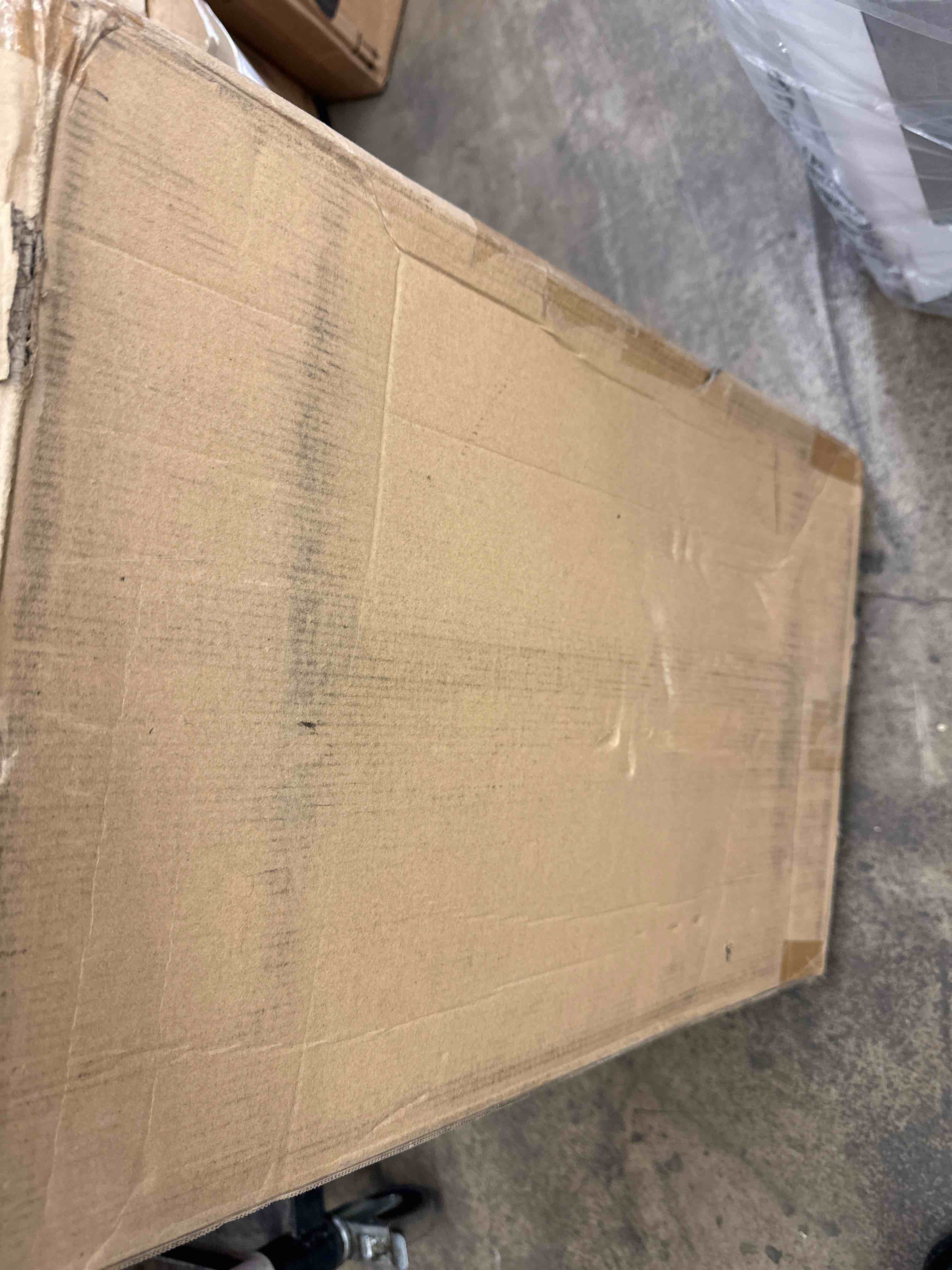 https://s3.amazonaws.com/lotting-images-prod/phillipi/GRN6070455_1731002805437.jpeg